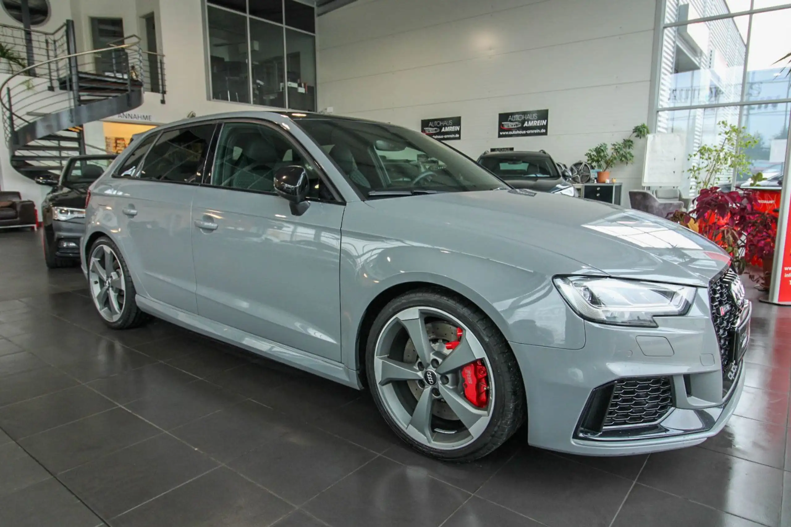 Audi - RS3