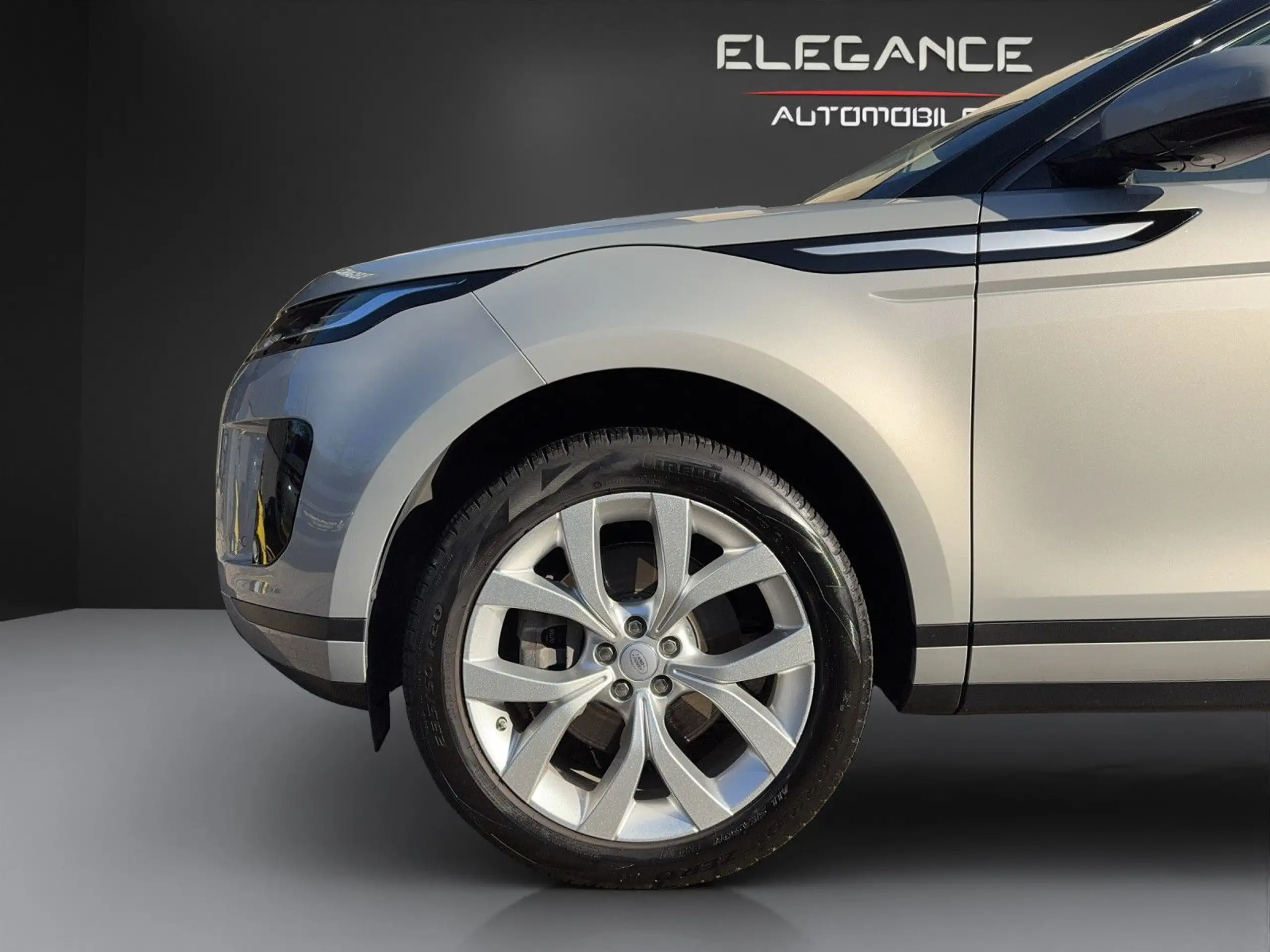 Land Rover - Range Rover Evoque