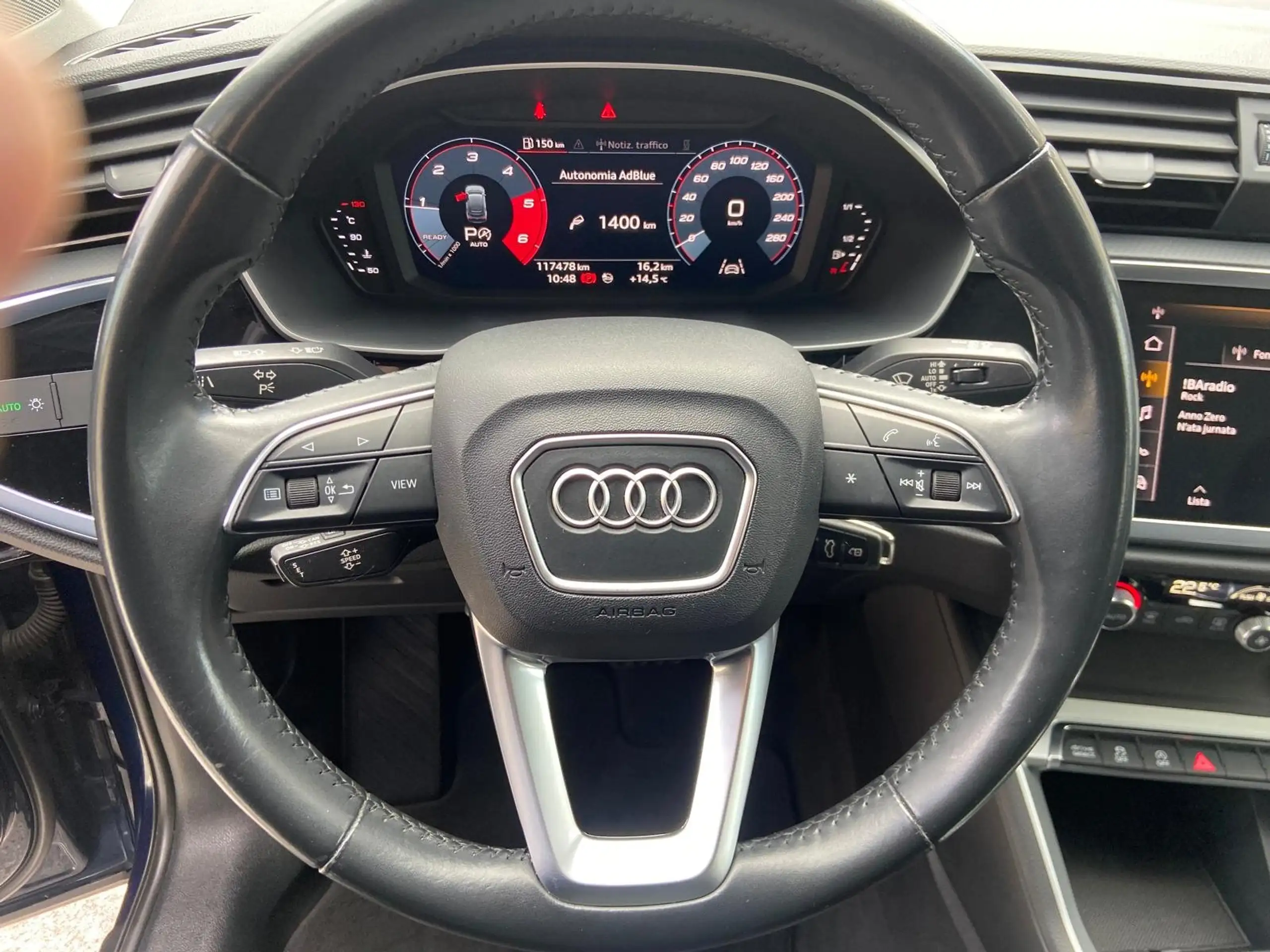 Audi - Q3