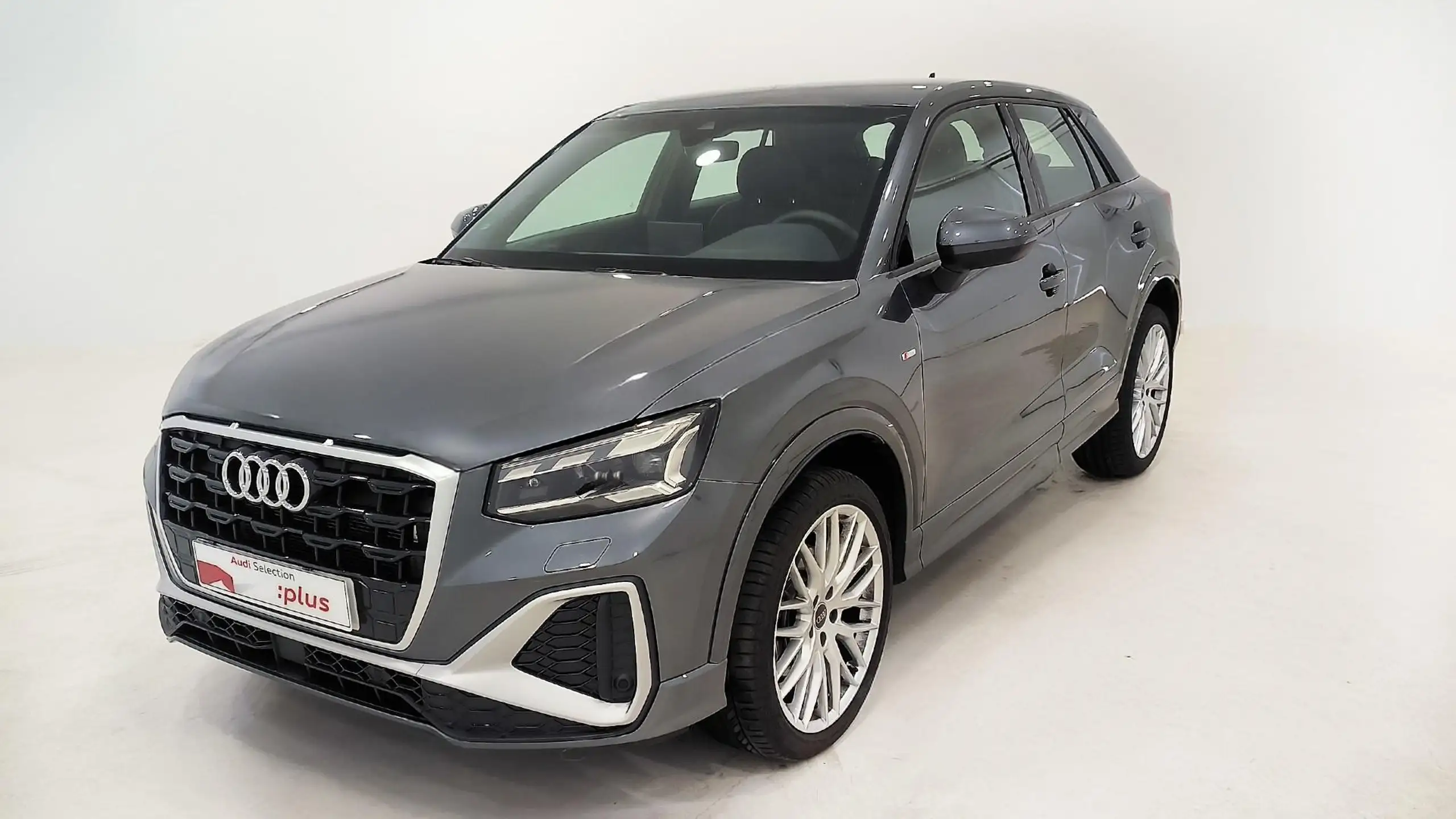 Audi - Q2