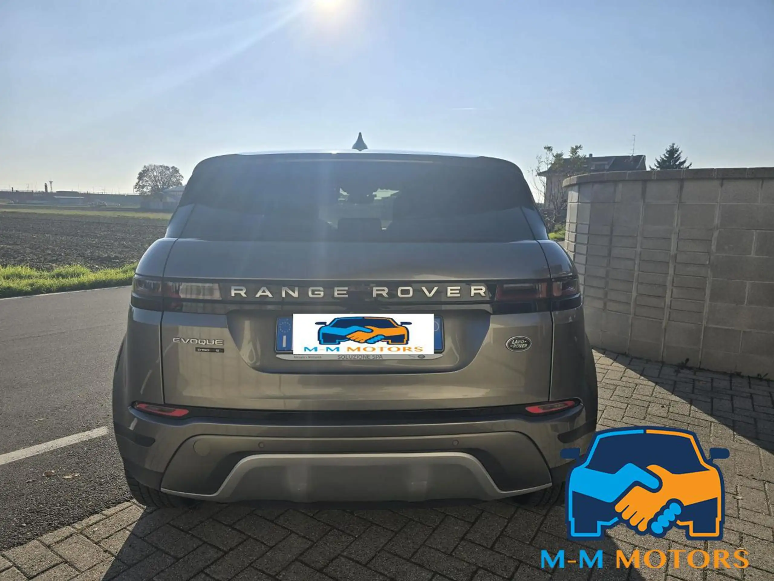 Land Rover - Range Rover Evoque