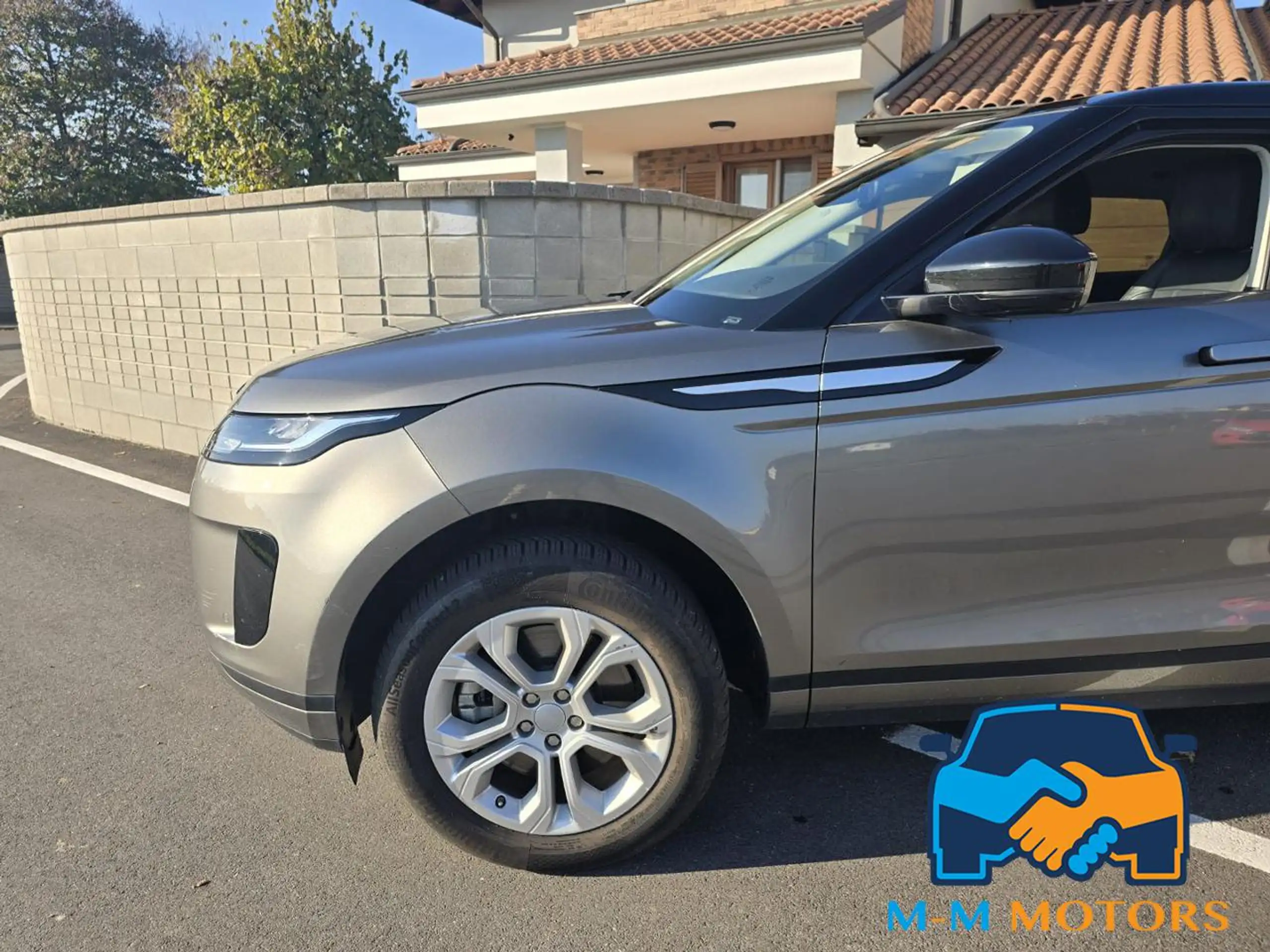 Land Rover - Range Rover Evoque