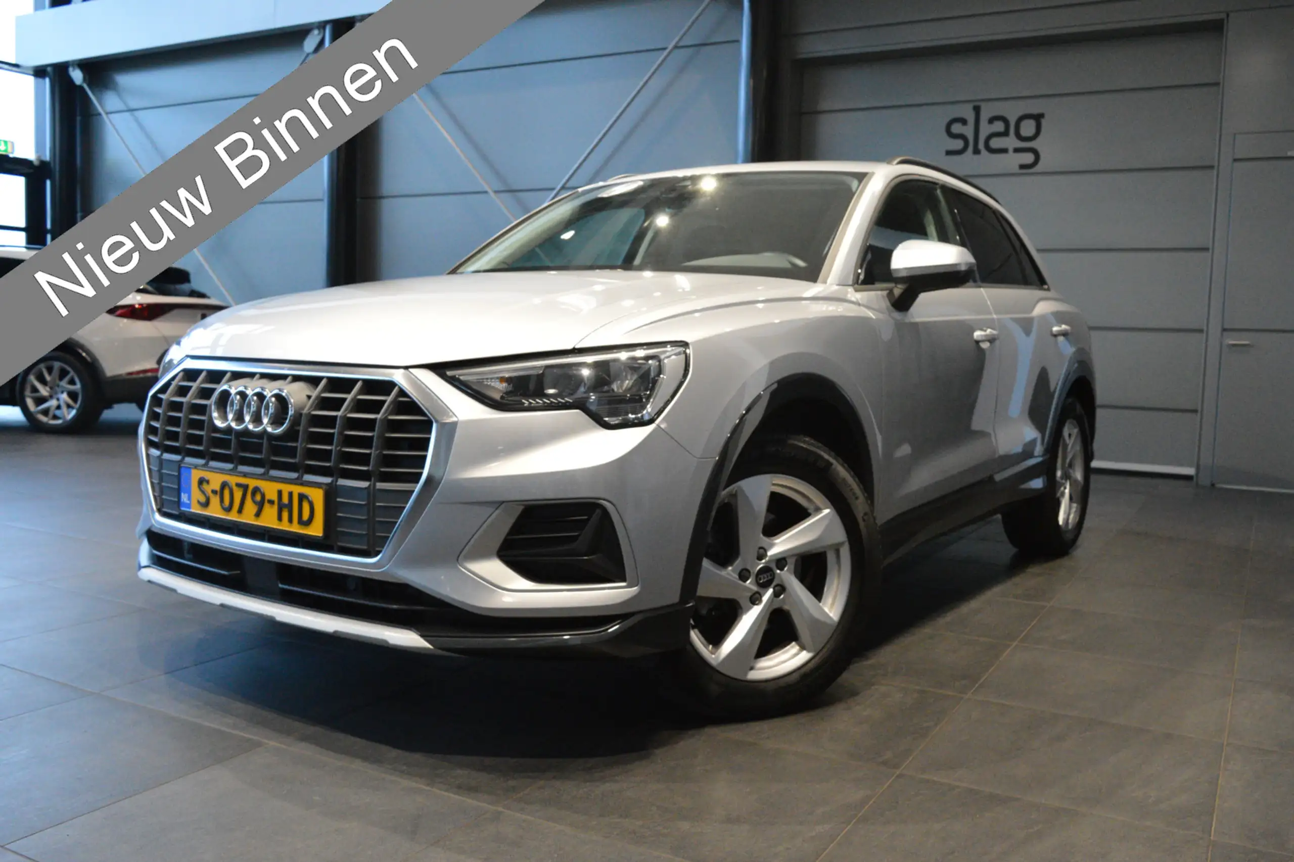 Audi - Q3