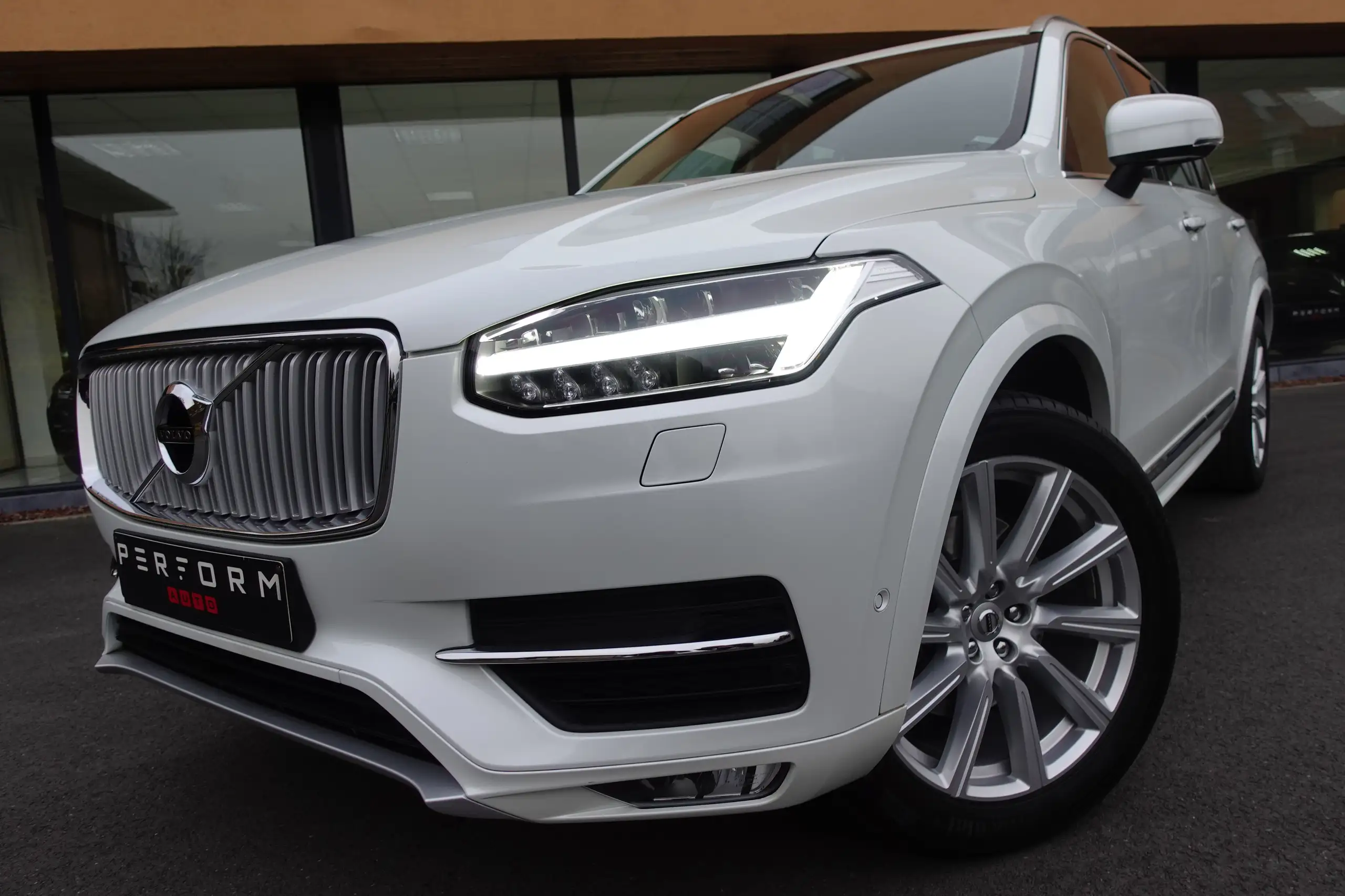 Volvo - XC90