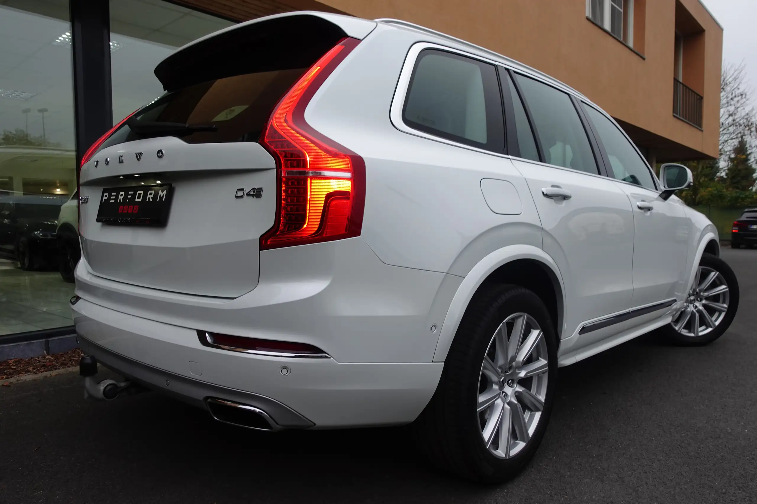 Volvo - XC90