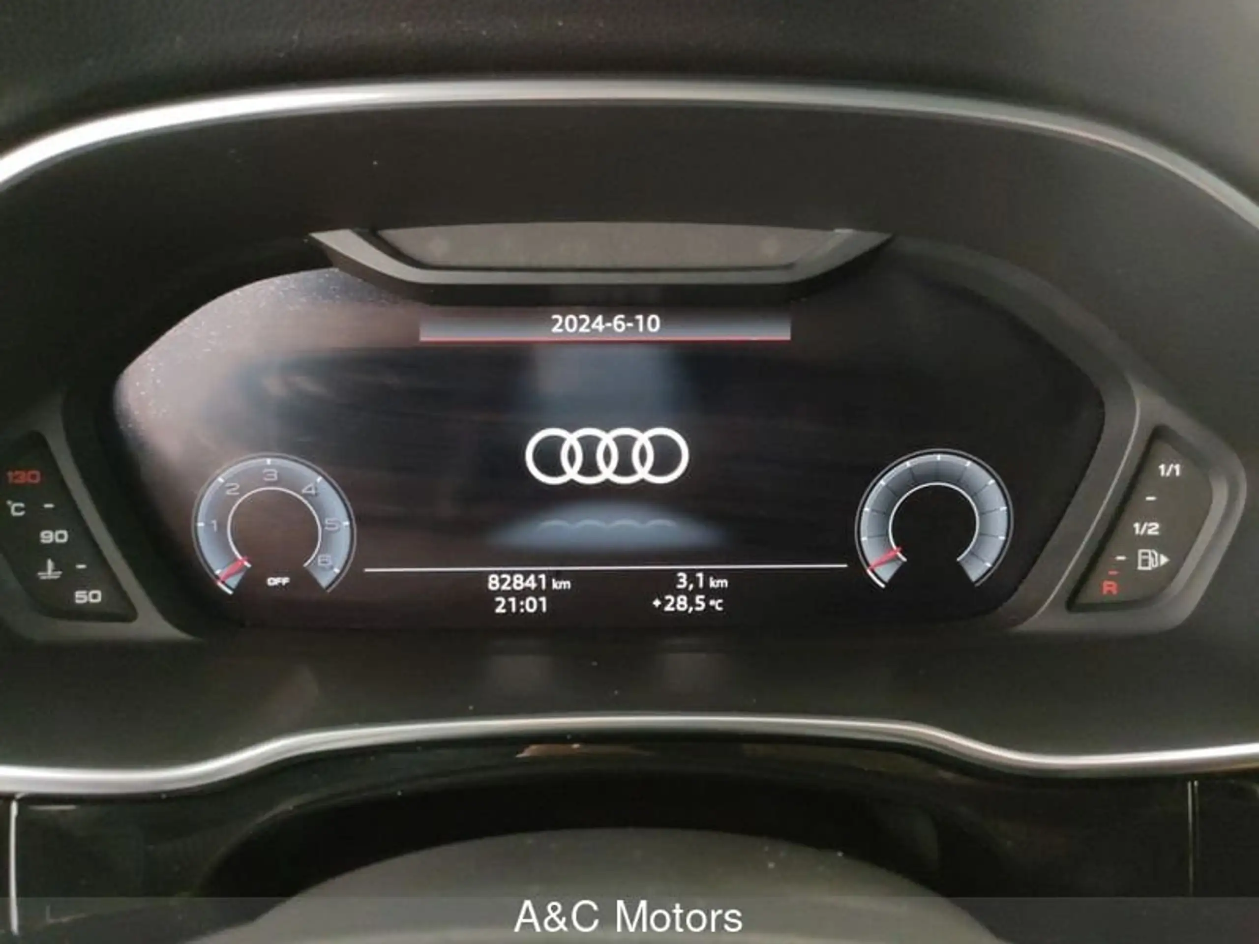 Audi - Q3