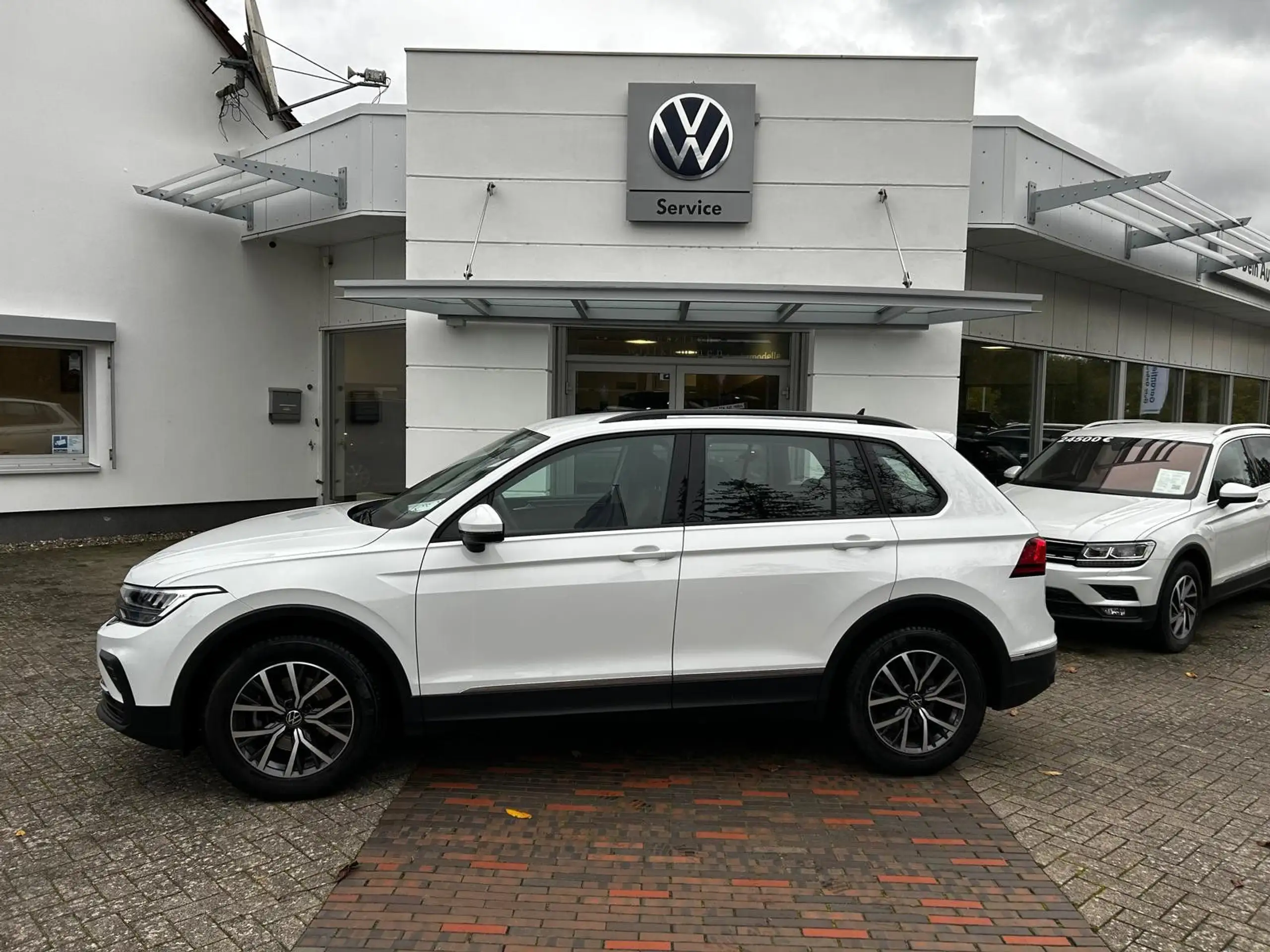 Volkswagen - Tiguan