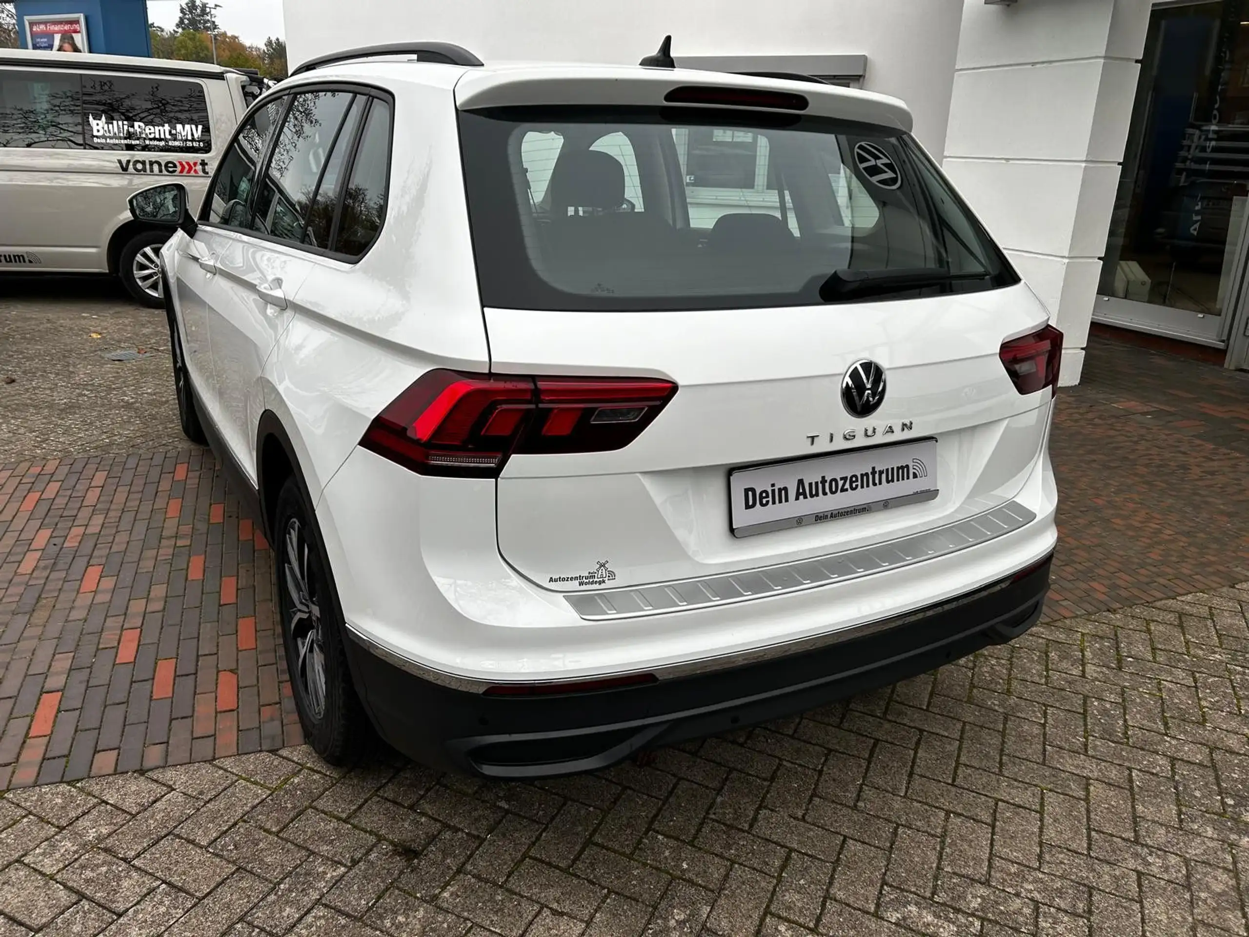 Volkswagen - Tiguan