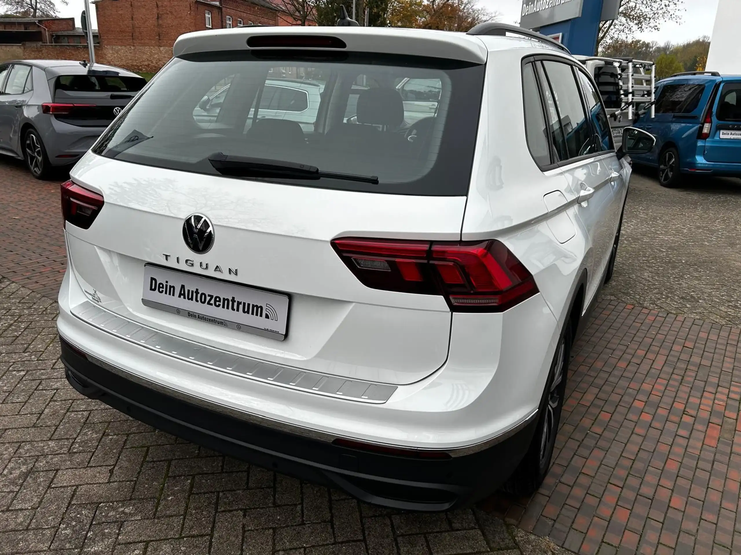 Volkswagen - Tiguan