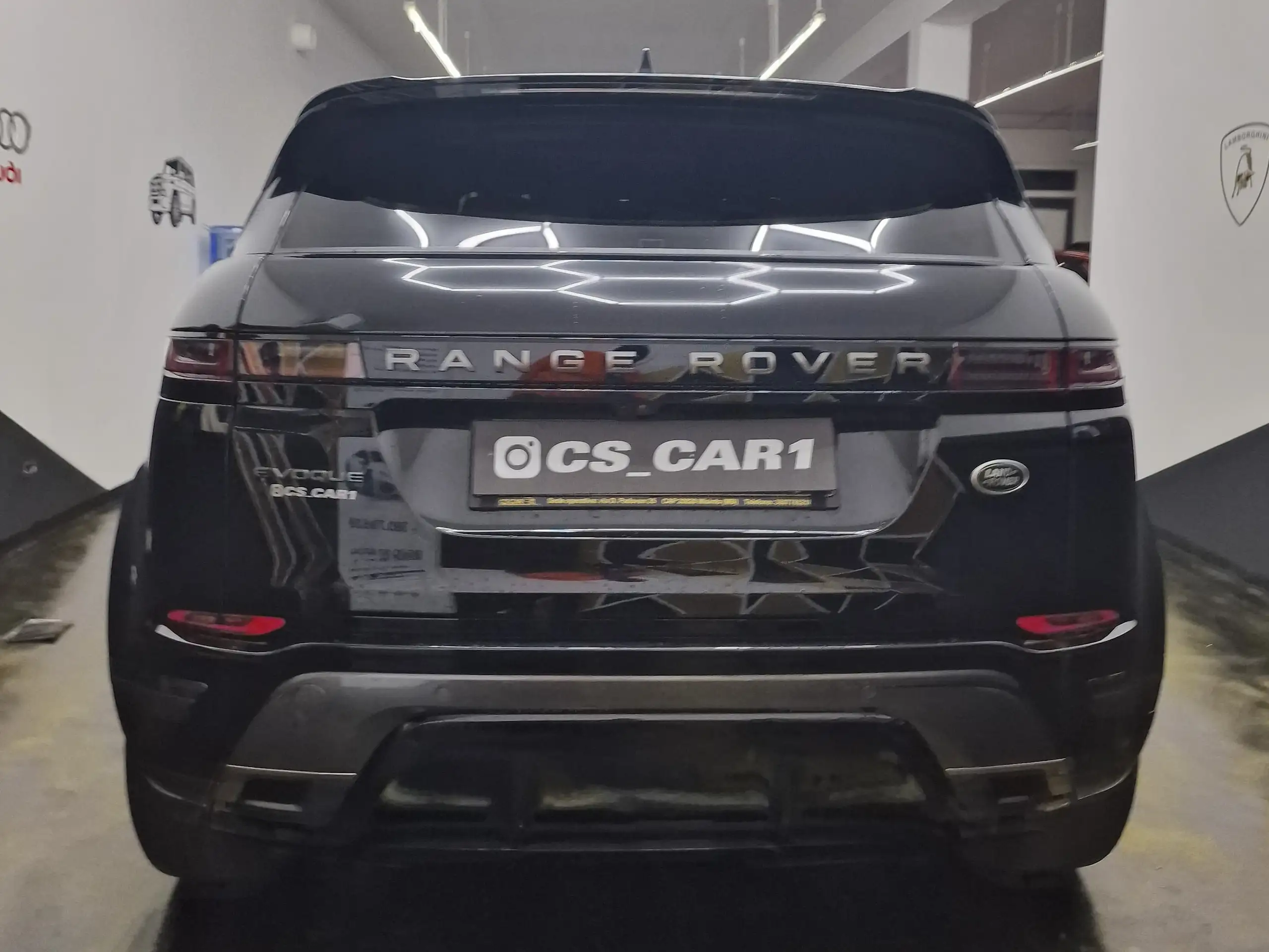 Land Rover - Range Rover Evoque