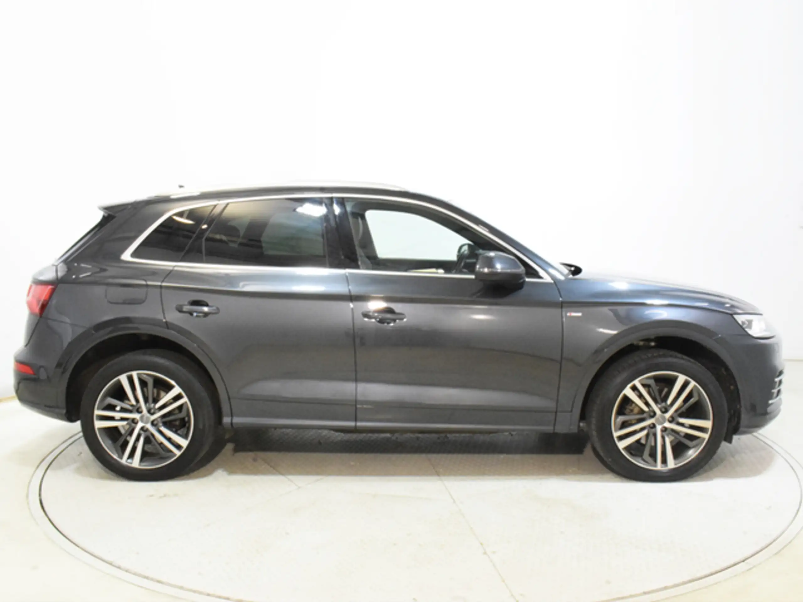 Audi - Q5