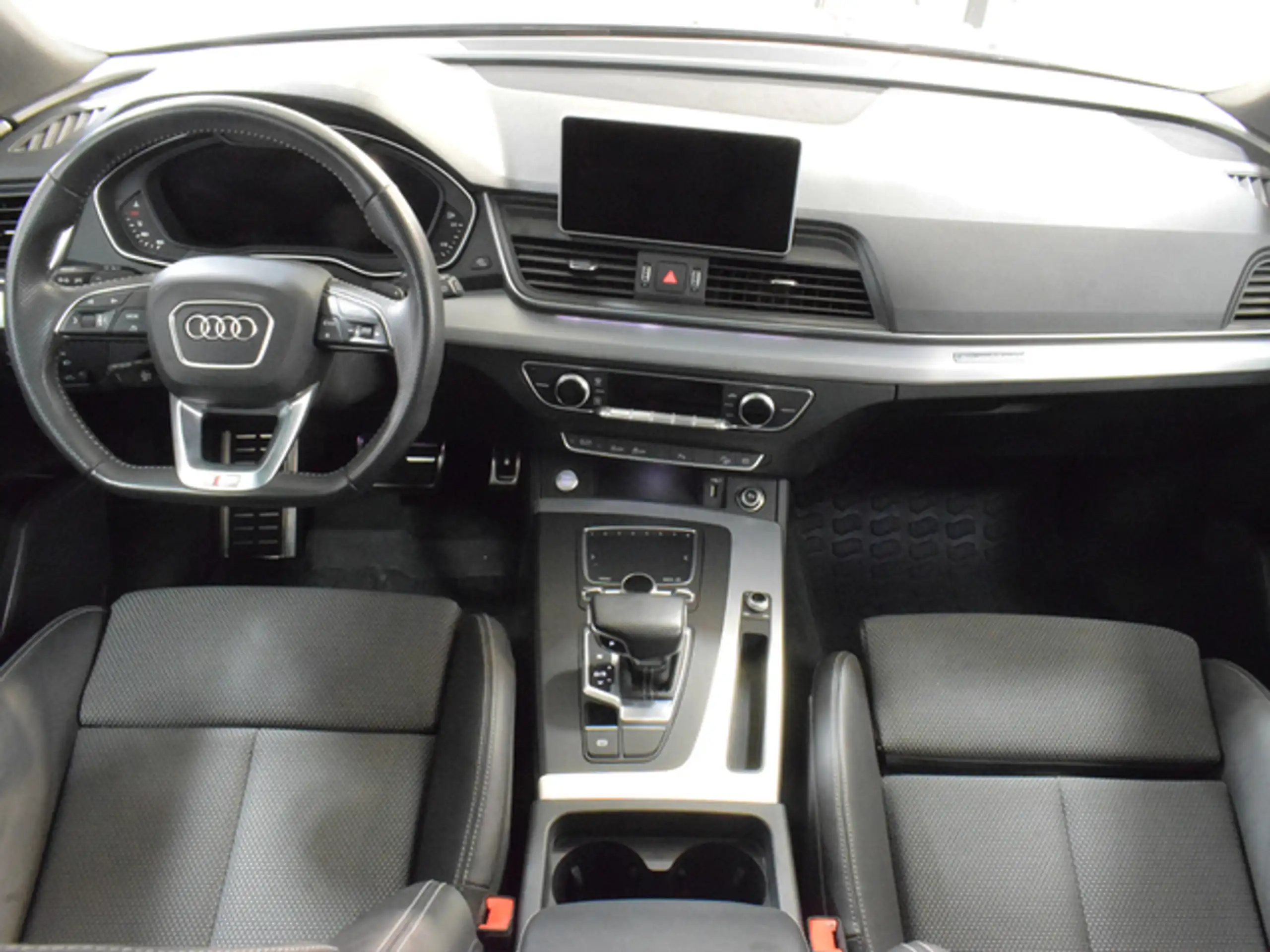 Audi - Q5