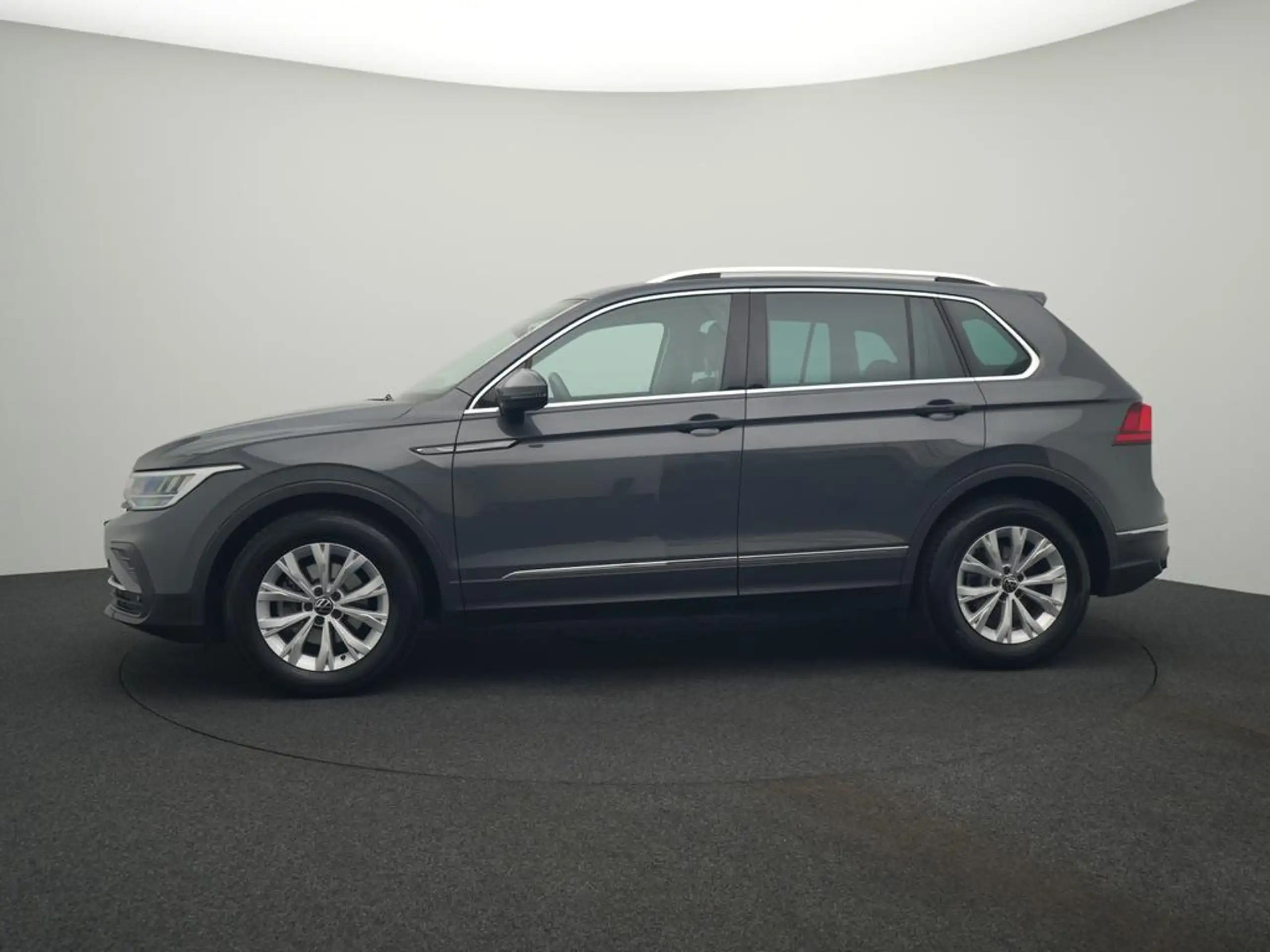 Volkswagen - Tiguan