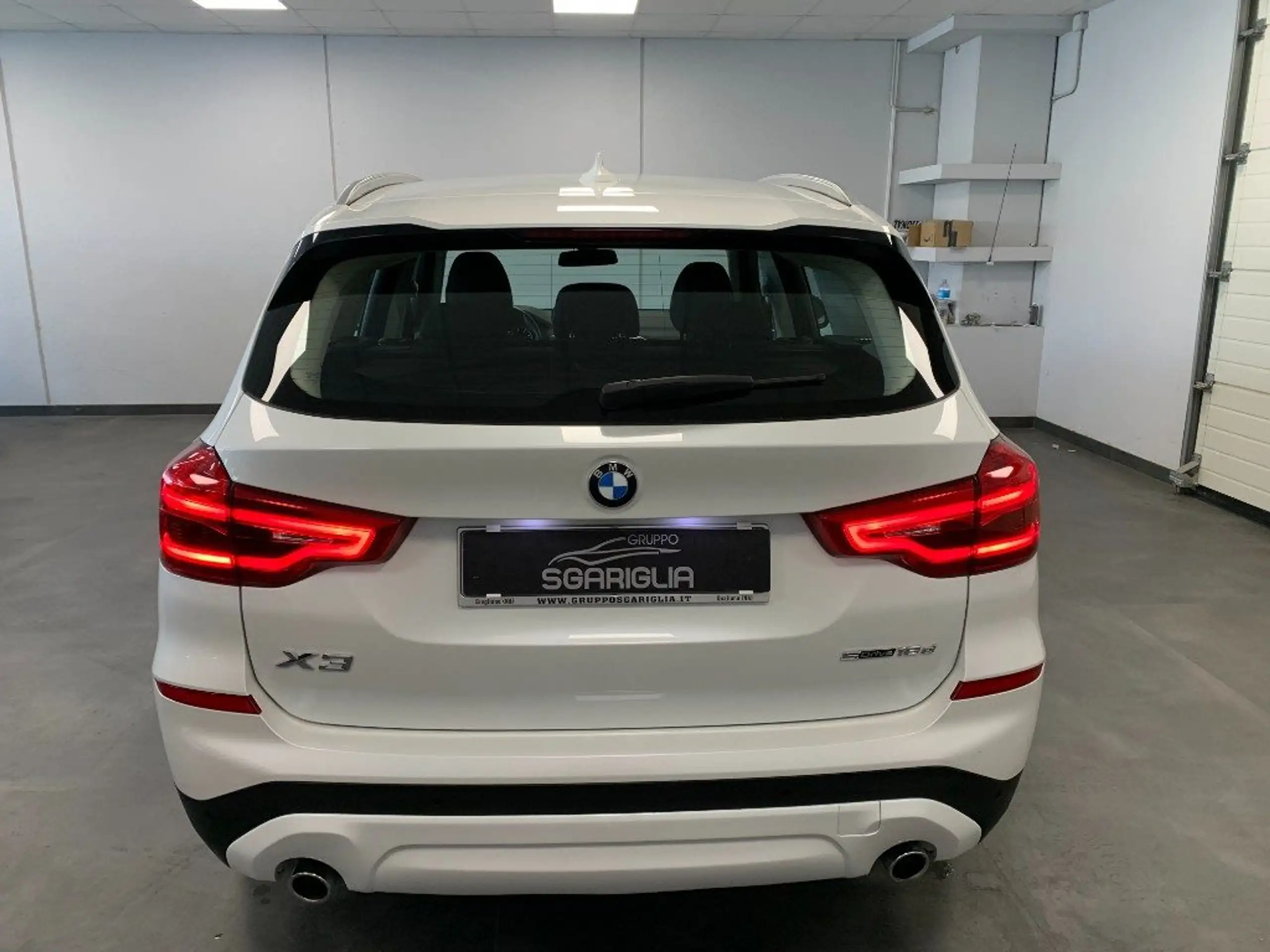 BMW - X3