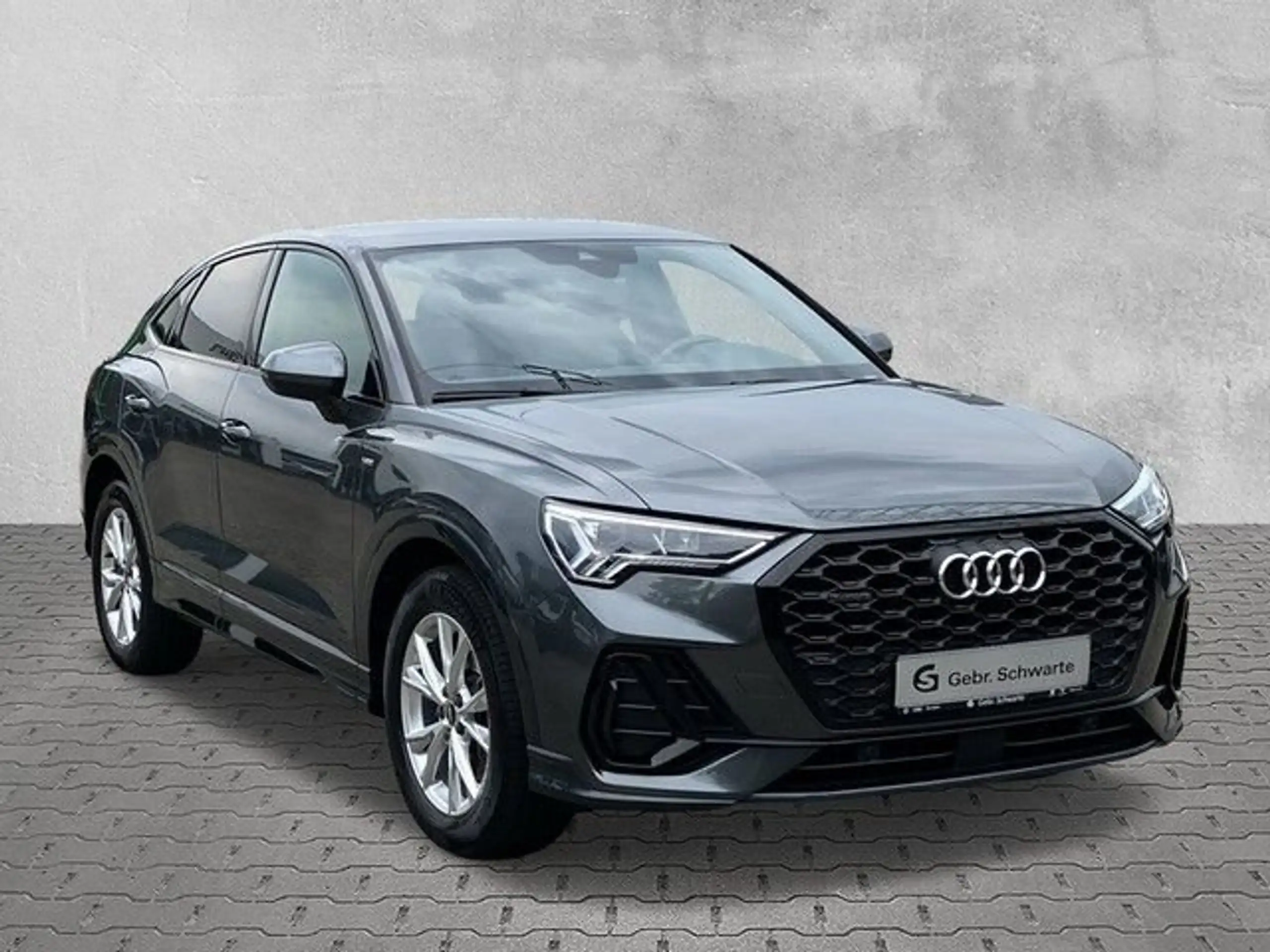 Audi Q3 2021