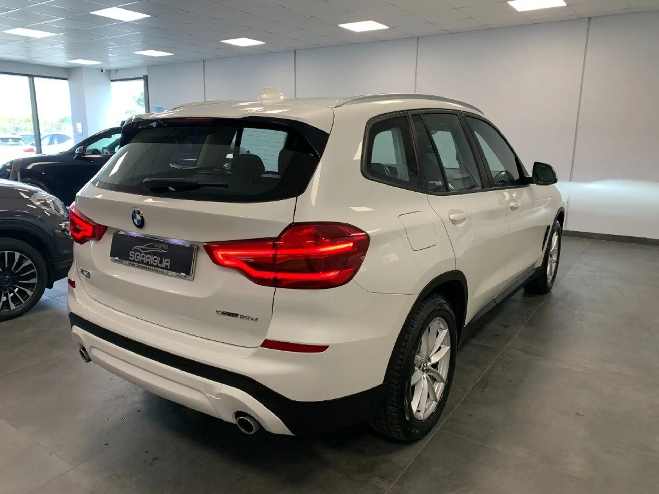 BMW - X3