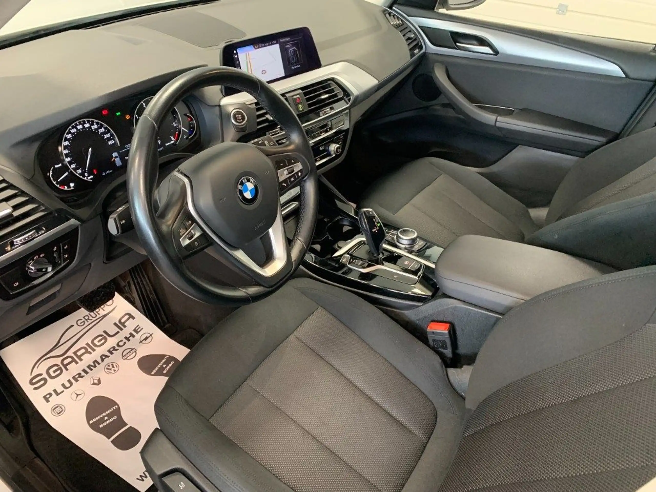 BMW - X3