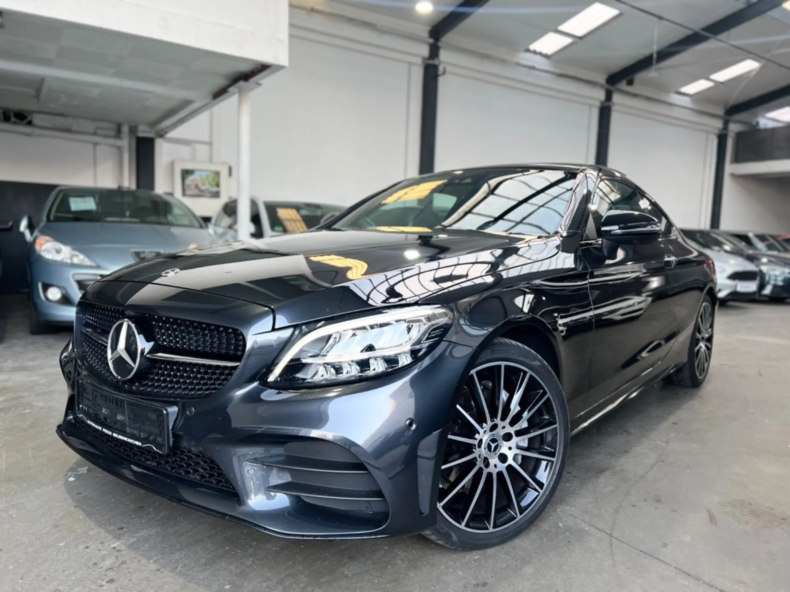 Mercedes-Benz - C 220