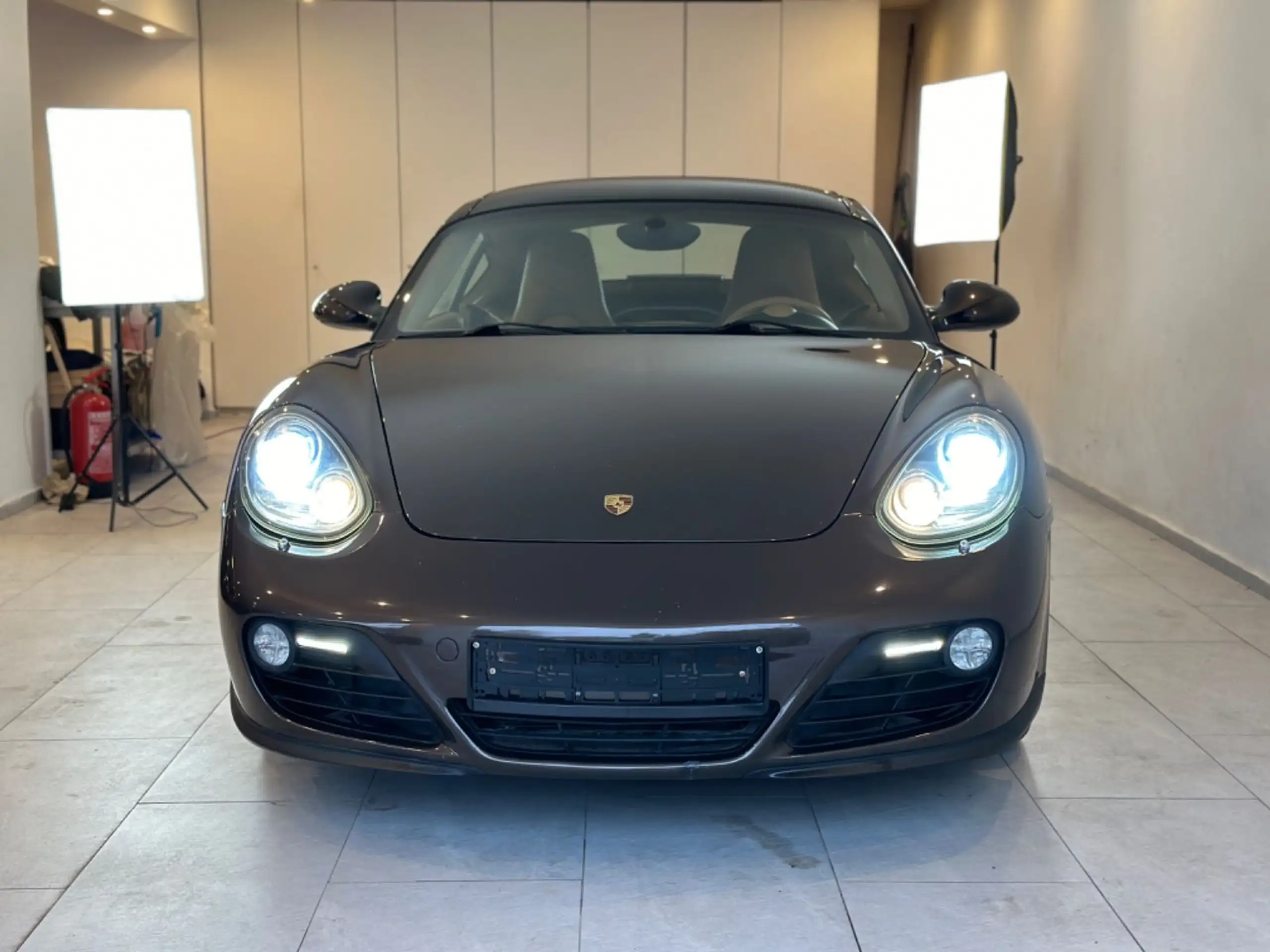 Porsche - Cayman