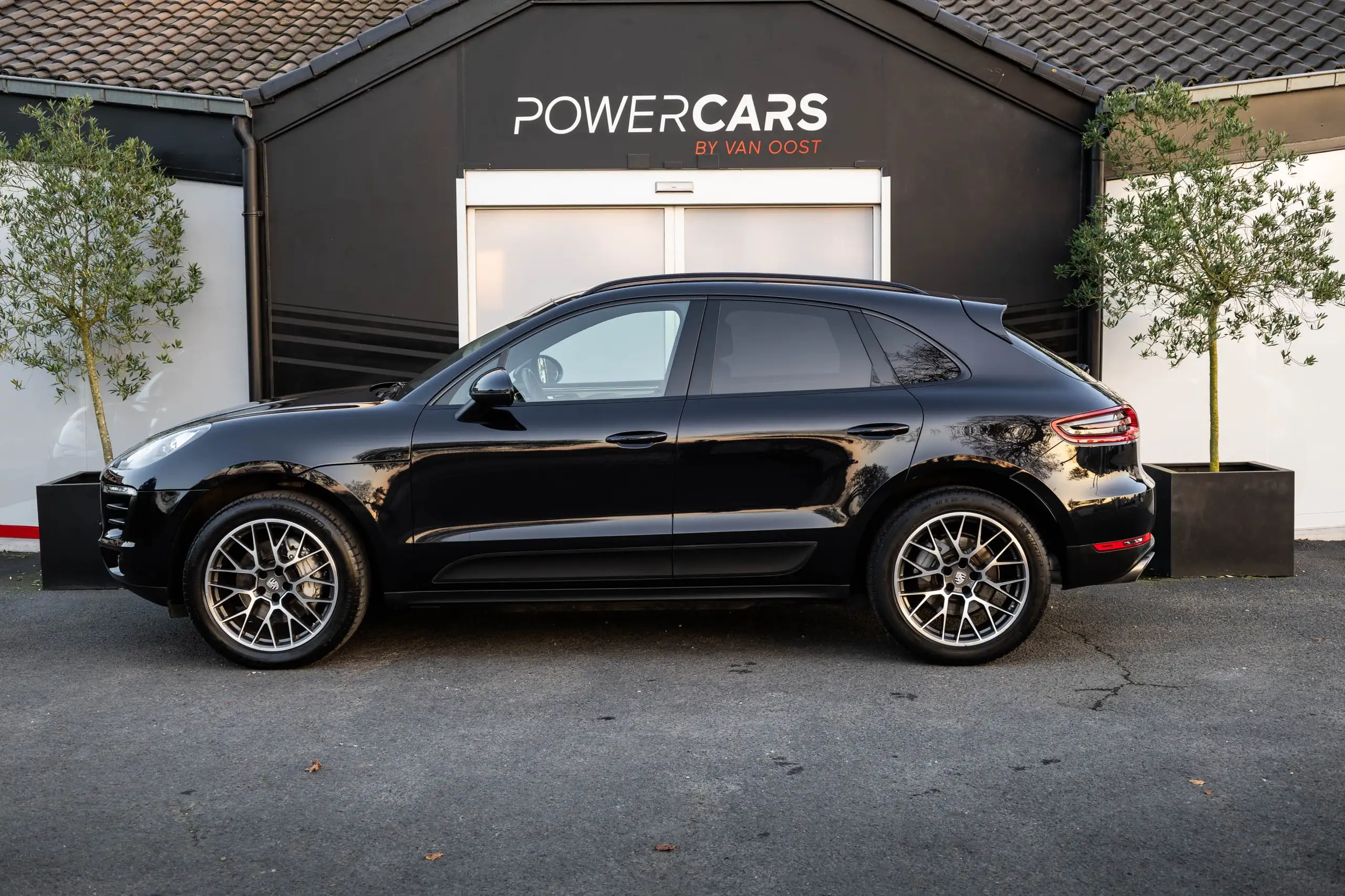 Porsche - Macan