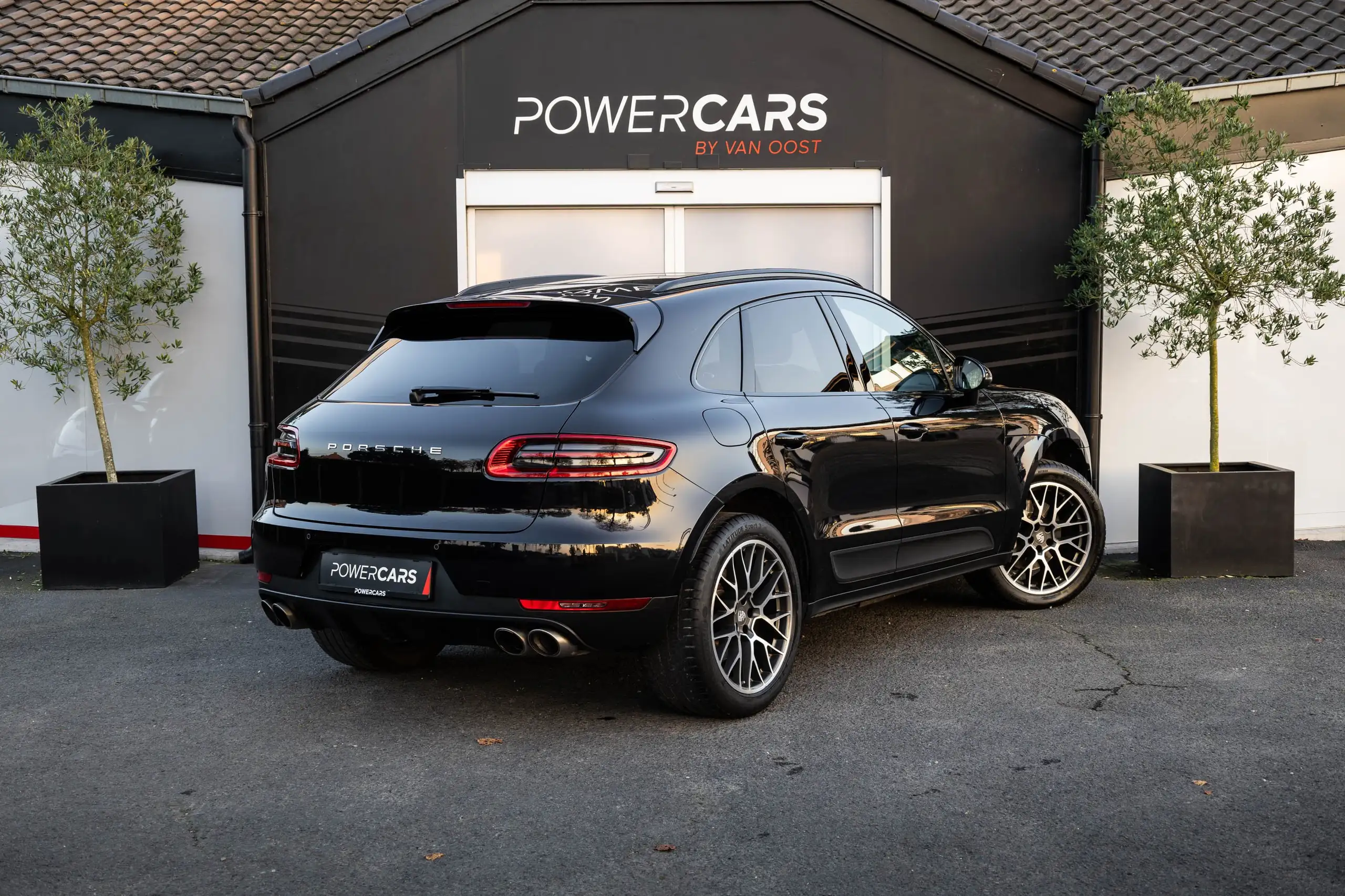 Porsche - Macan