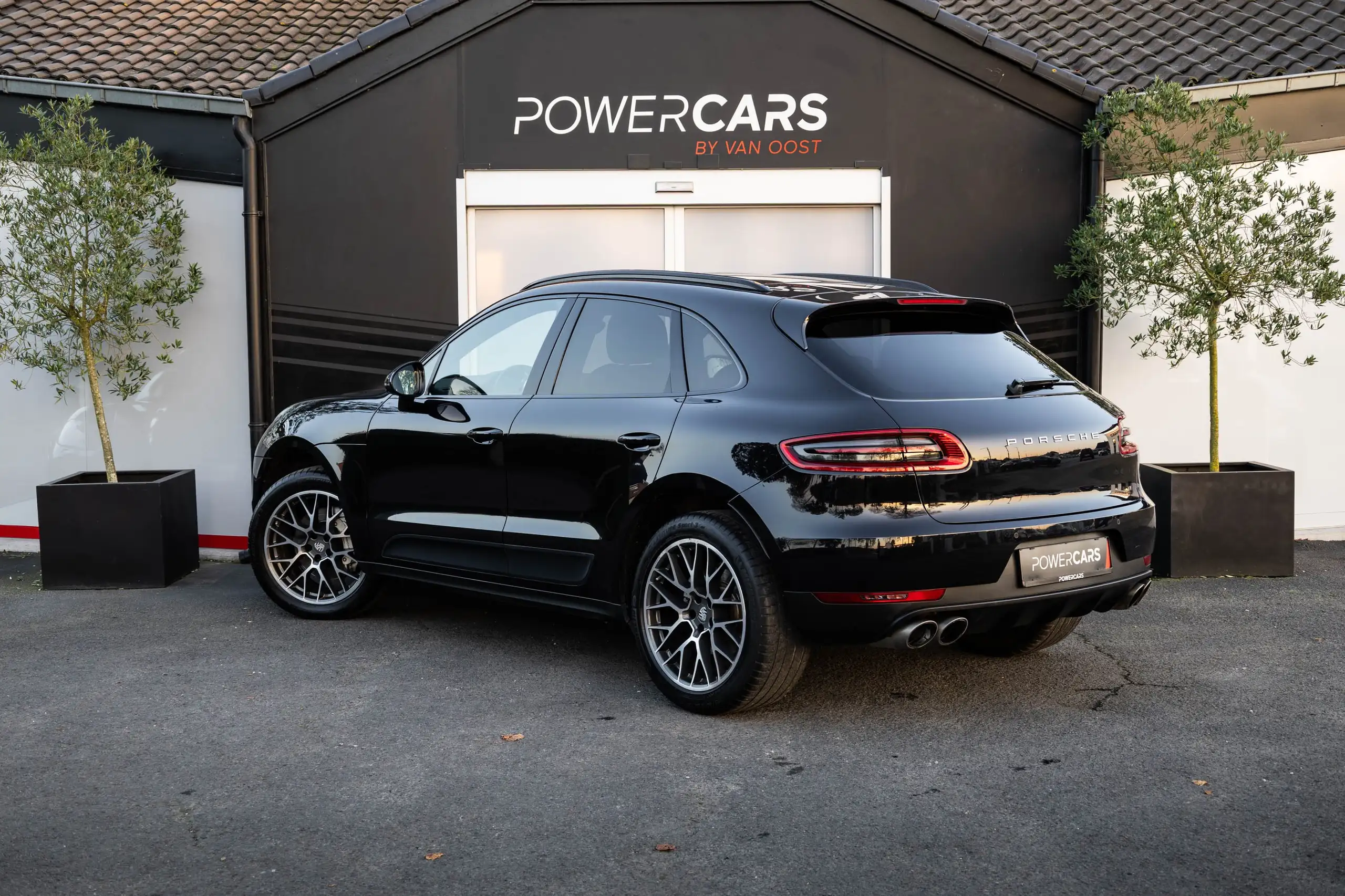 Porsche - Macan