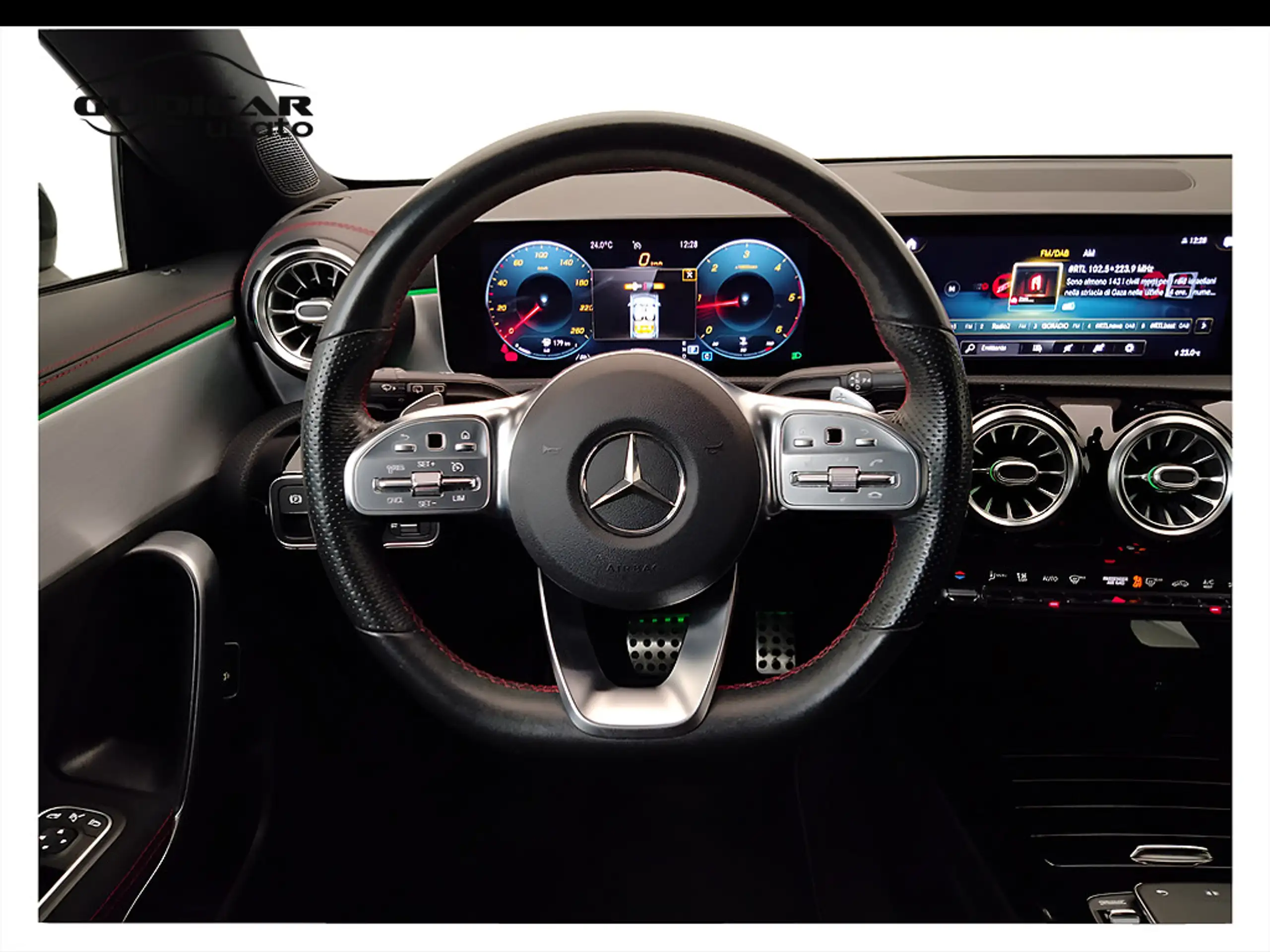 Mercedes-Benz - CLA 200