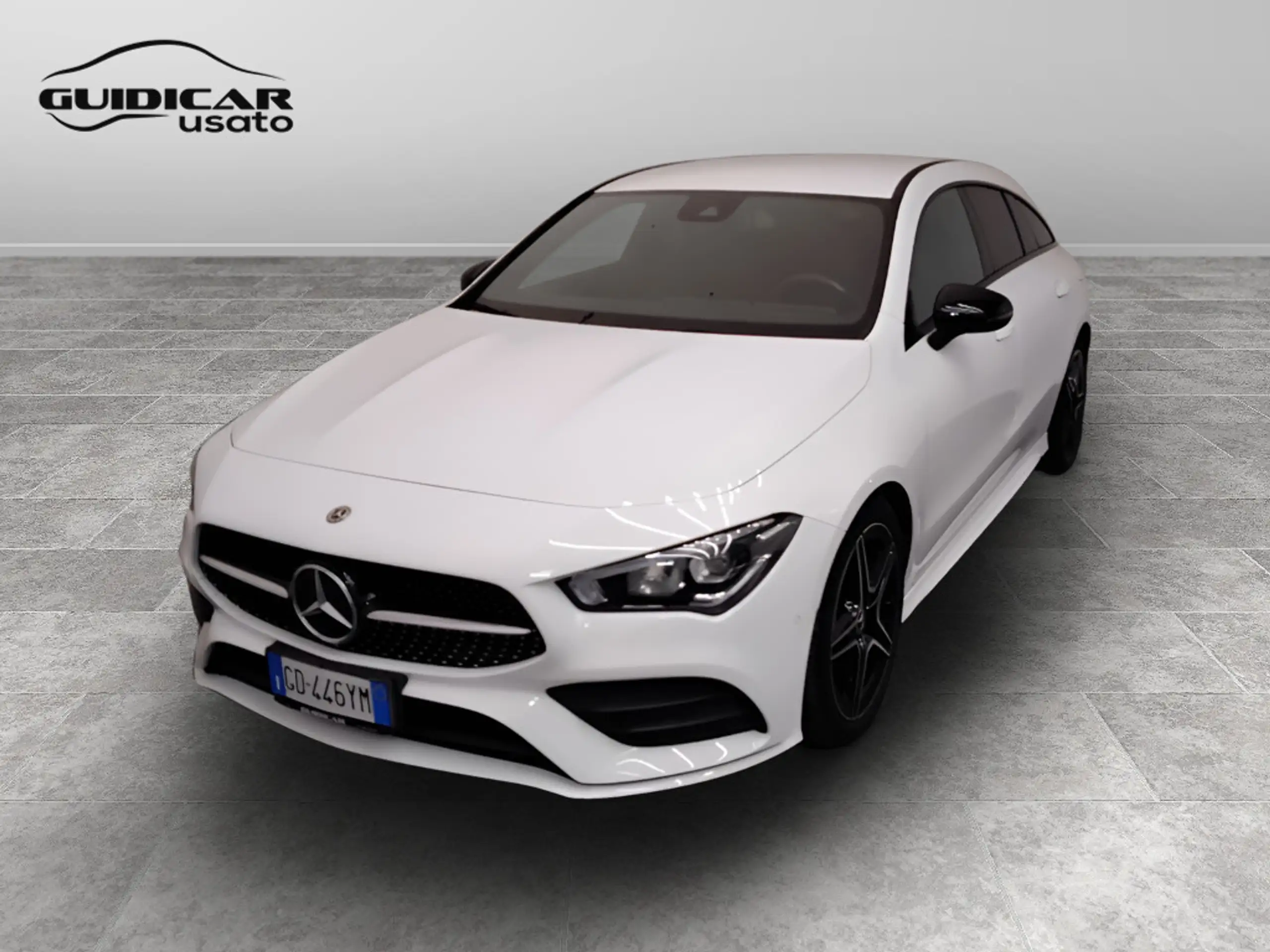 Mercedes-Benz - CLA 200