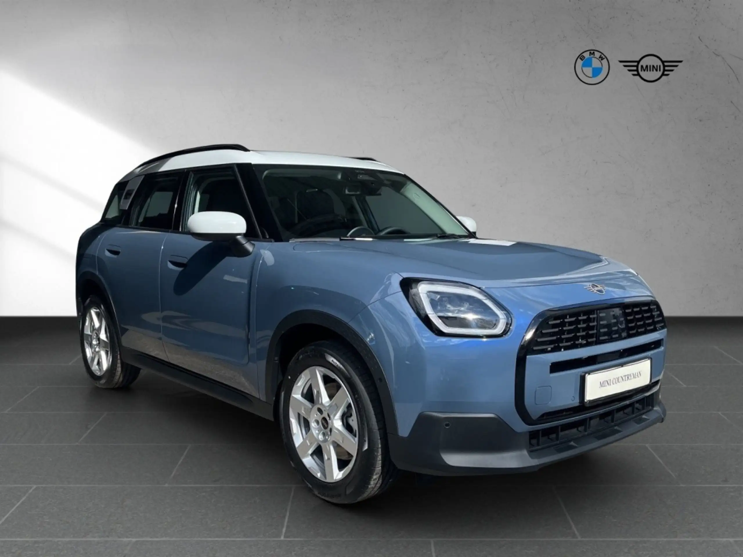 MINI - One Countryman