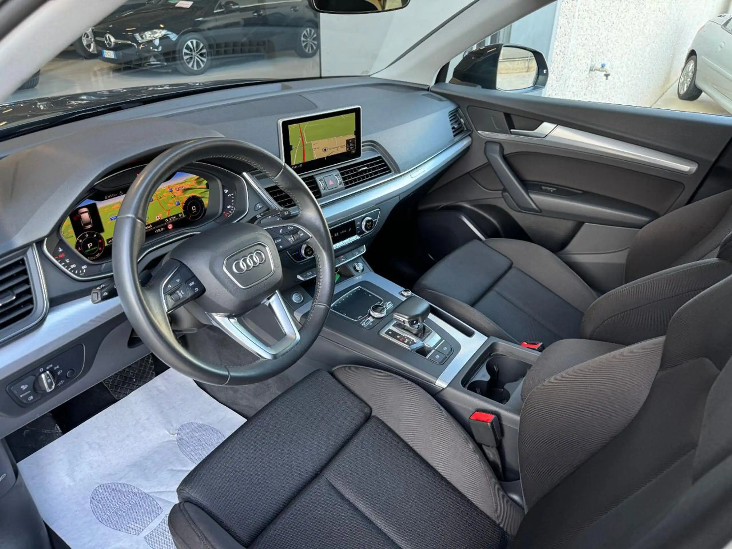 Audi - Q5