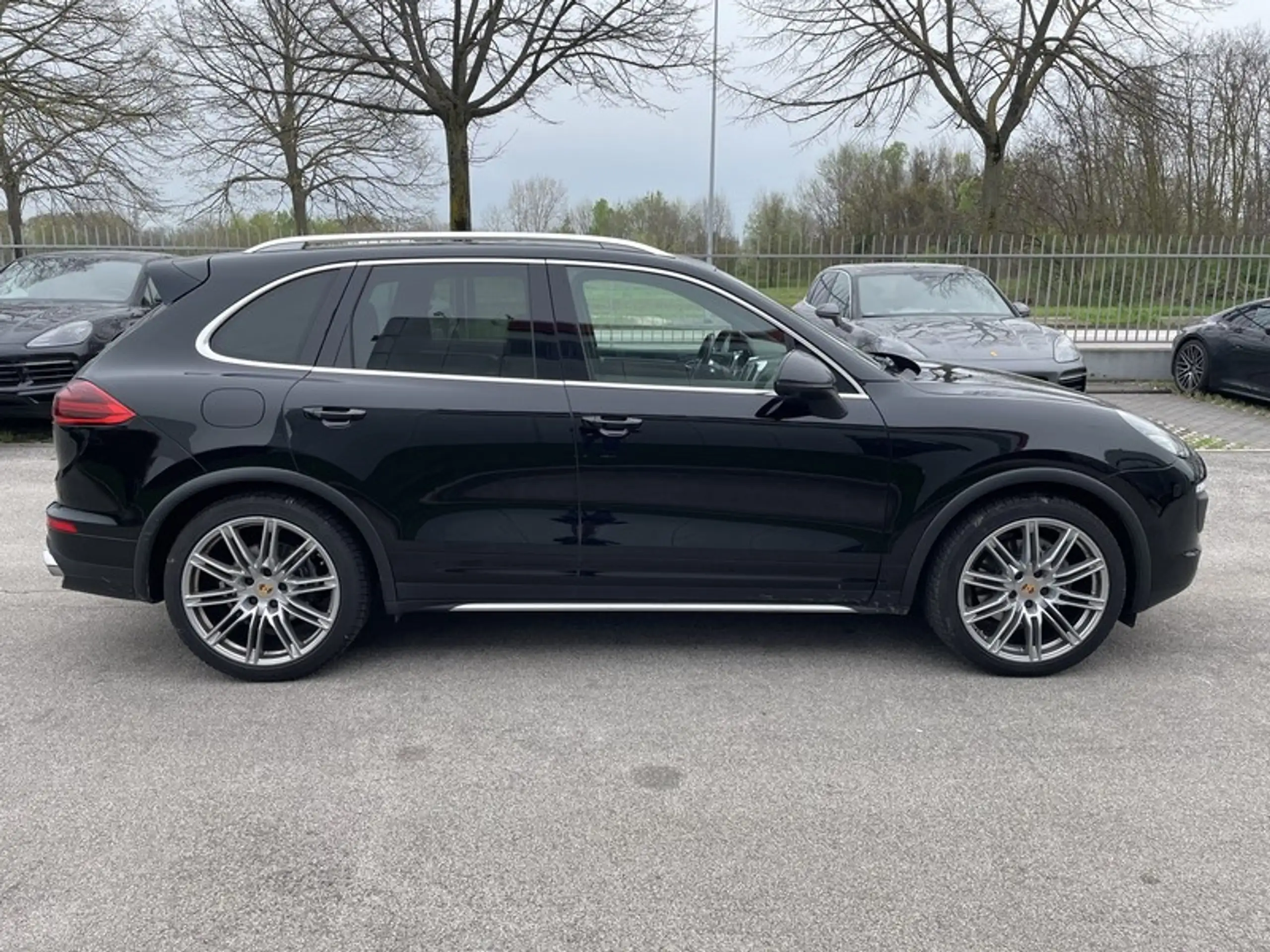 Porsche - Cayenne