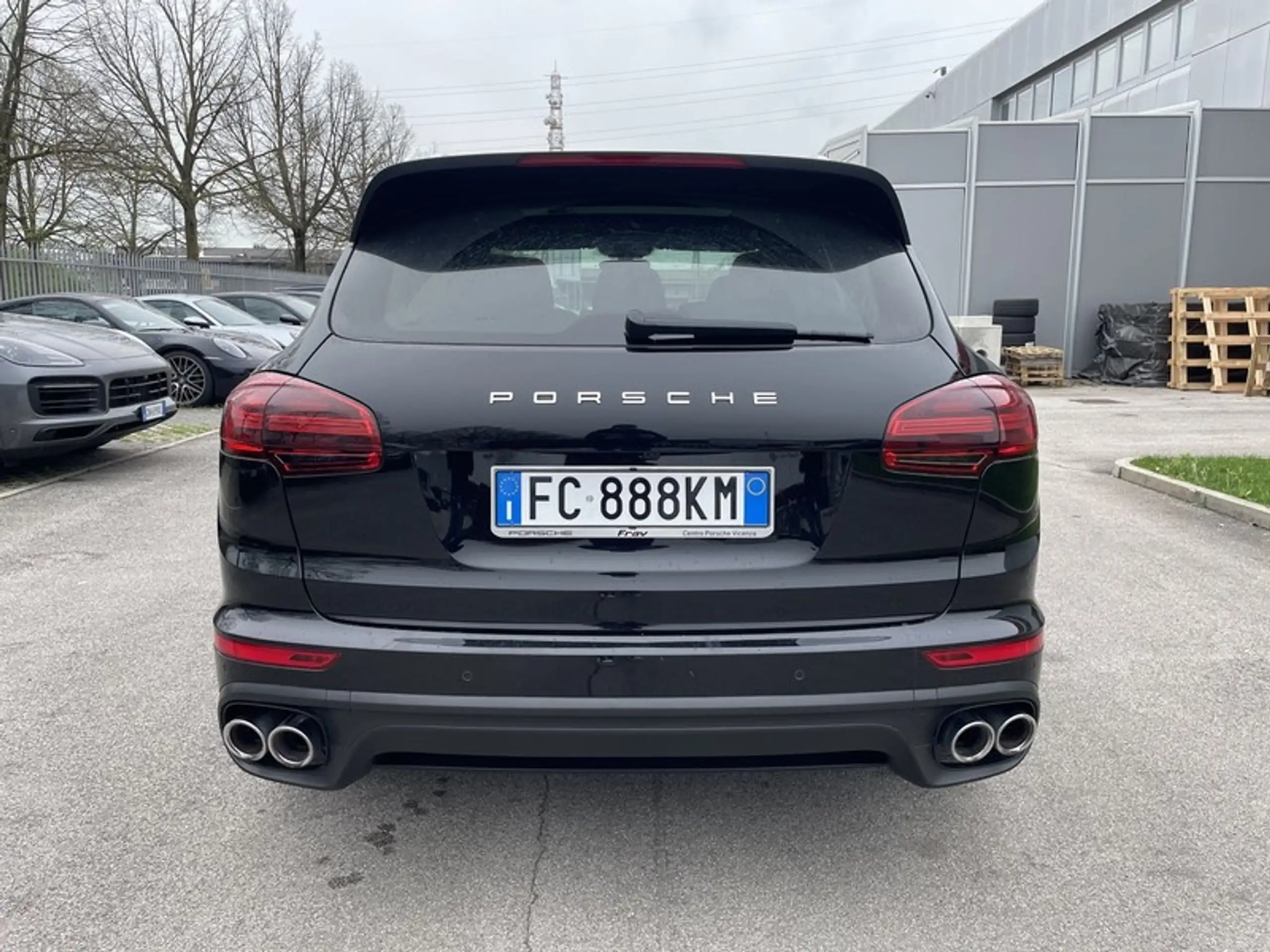 Porsche - Cayenne