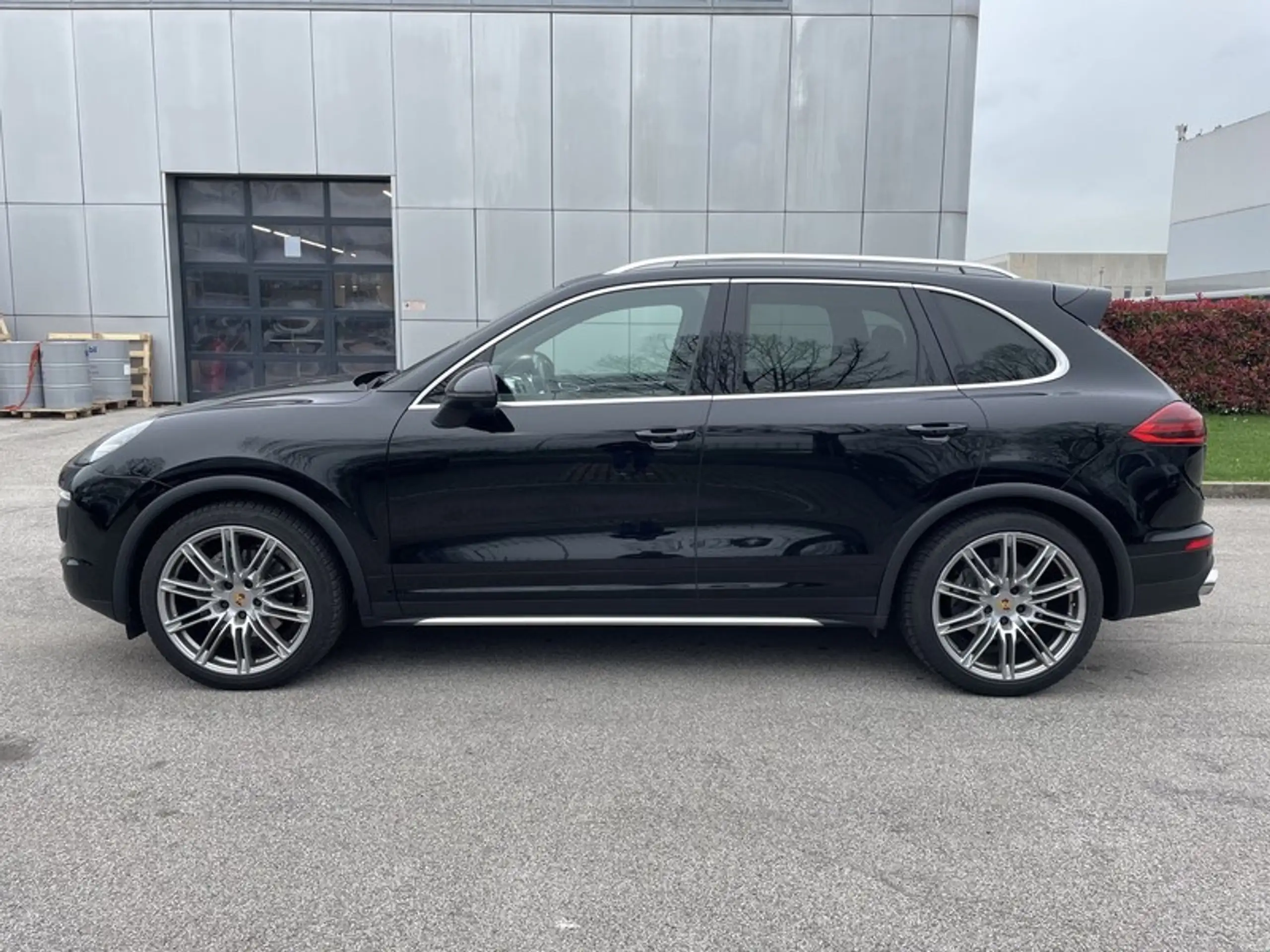 Porsche - Cayenne