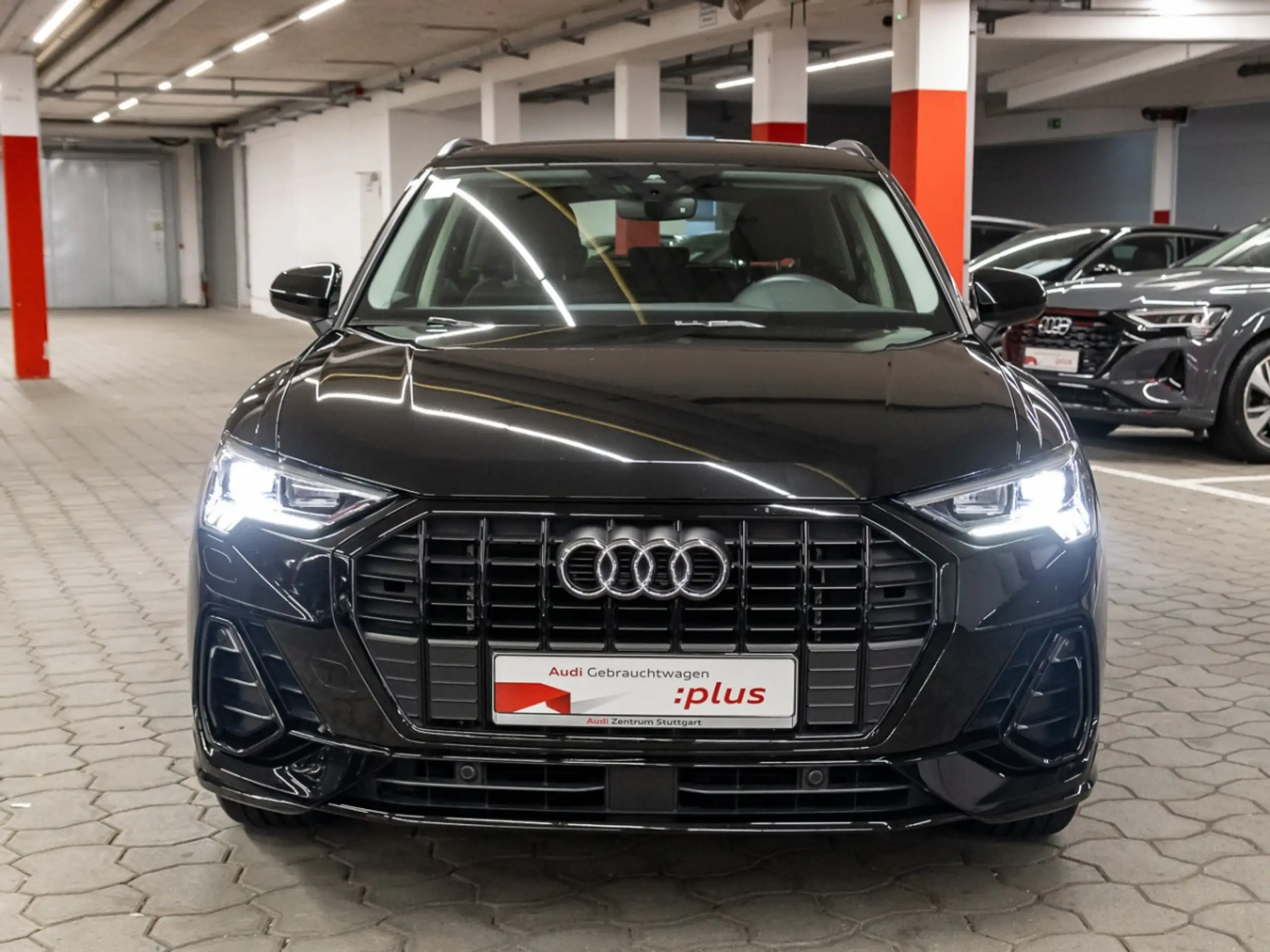 Audi - Q3