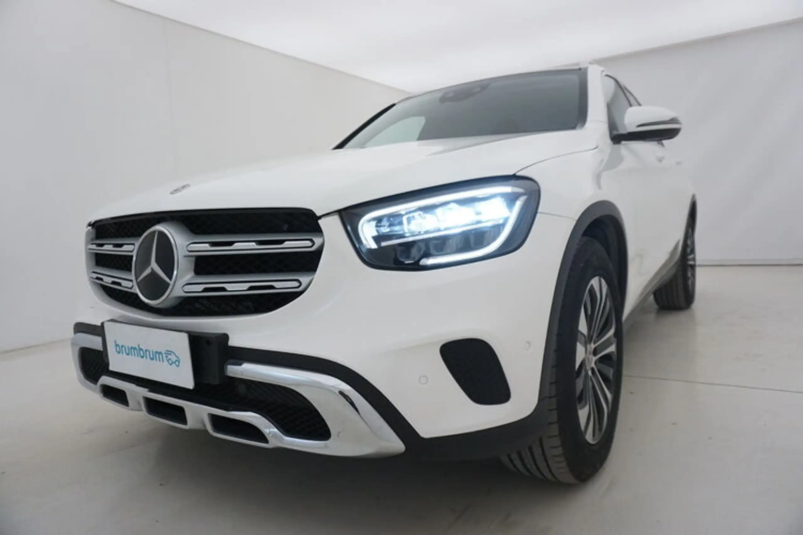 Mercedes-Benz - GLC 200