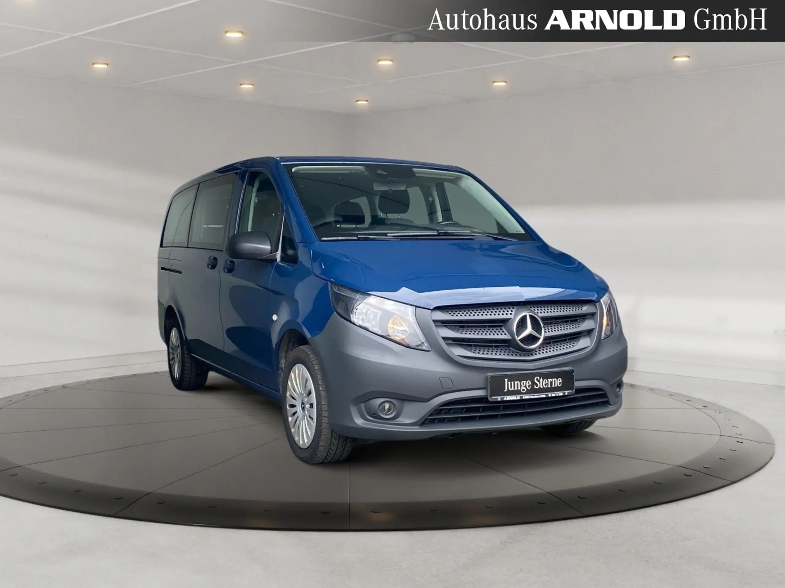 Mercedes-Benz - Vito