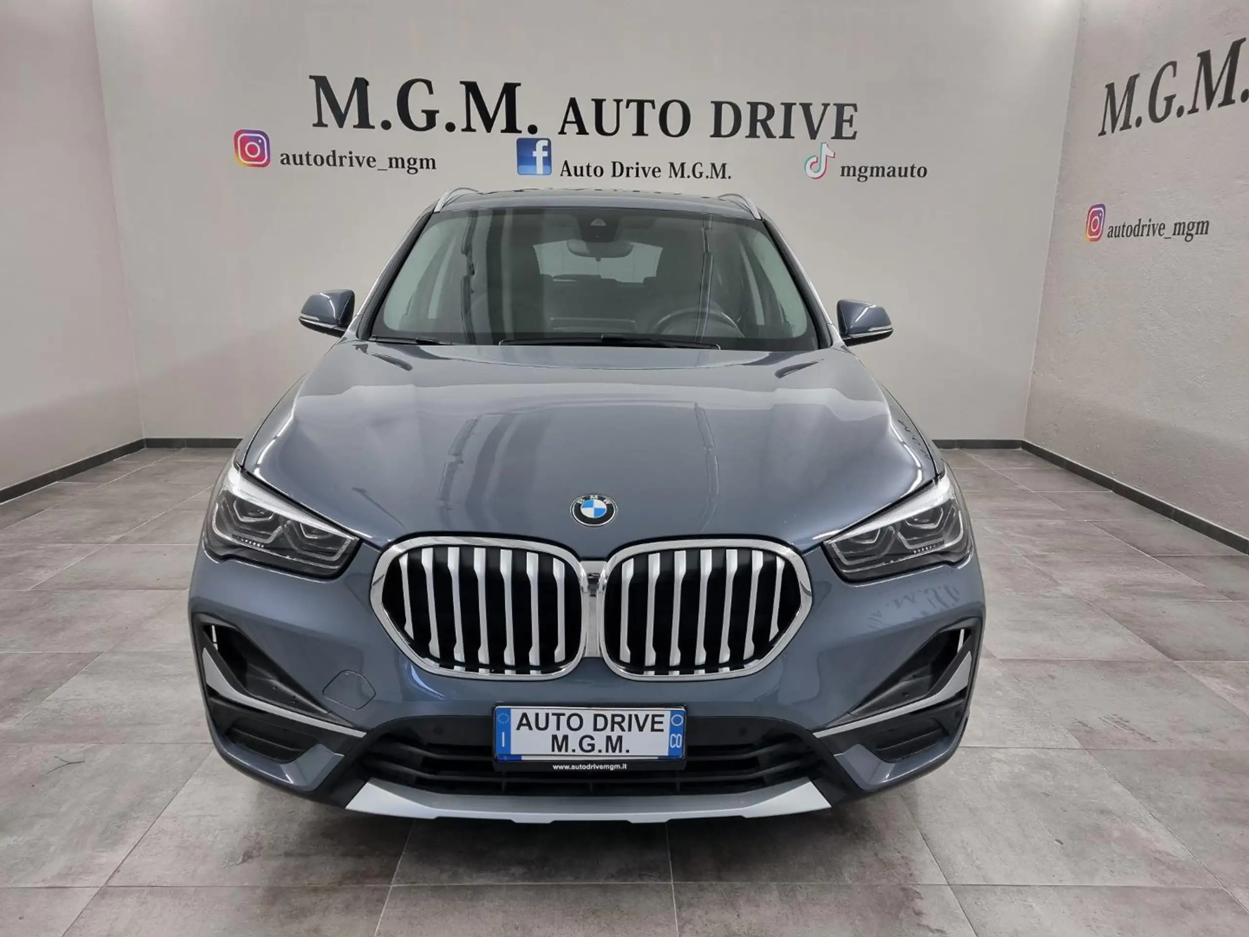 BMW - X1