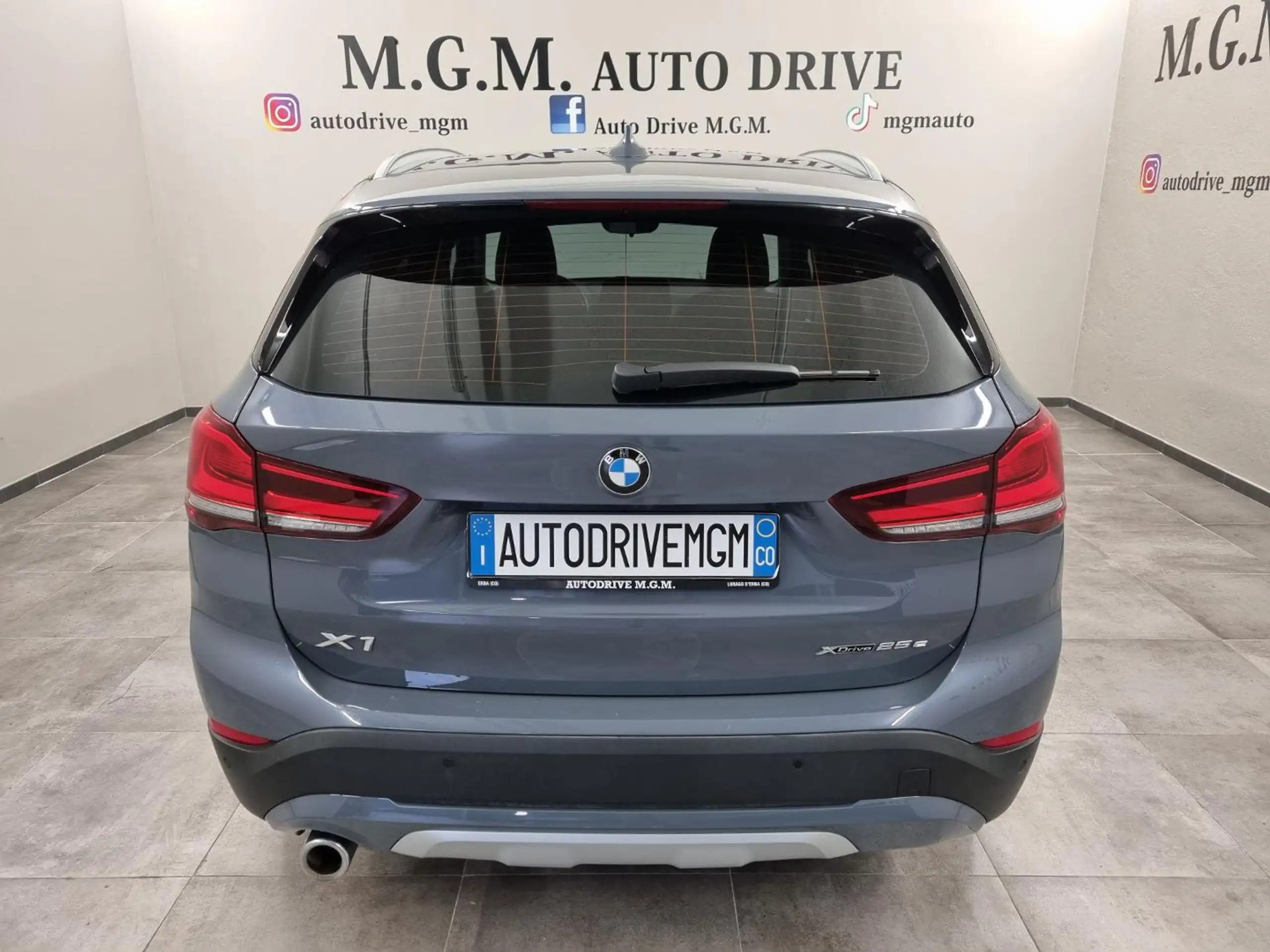 BMW - X1