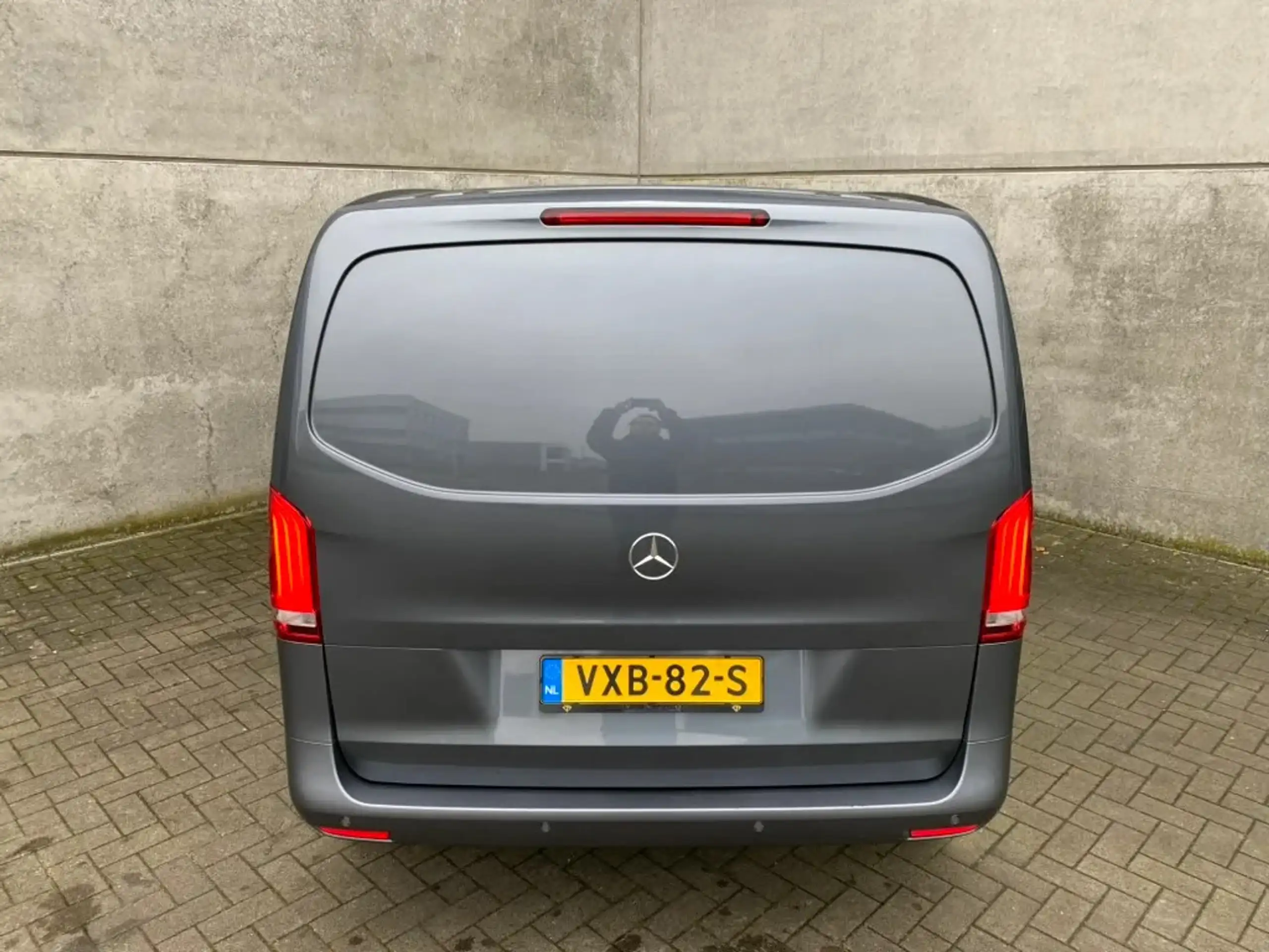 Mercedes-Benz - Vito