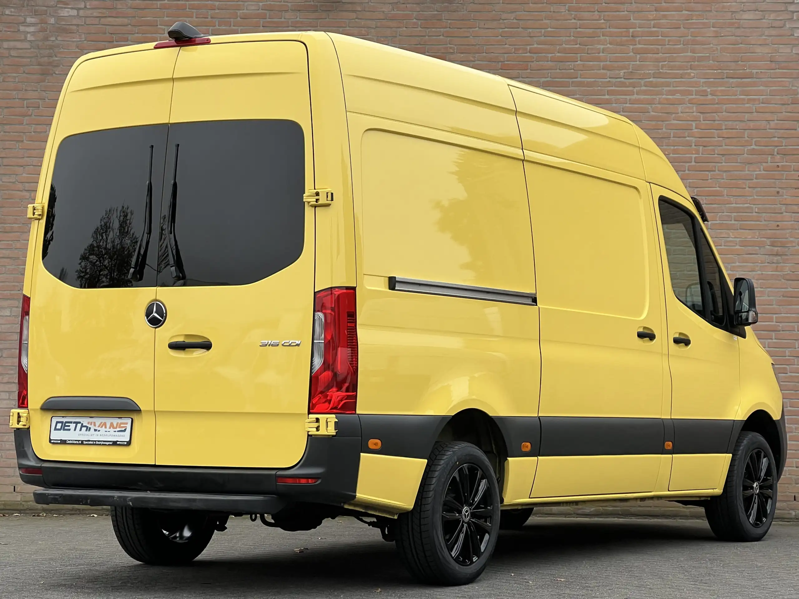 Mercedes-Benz - Sprinter