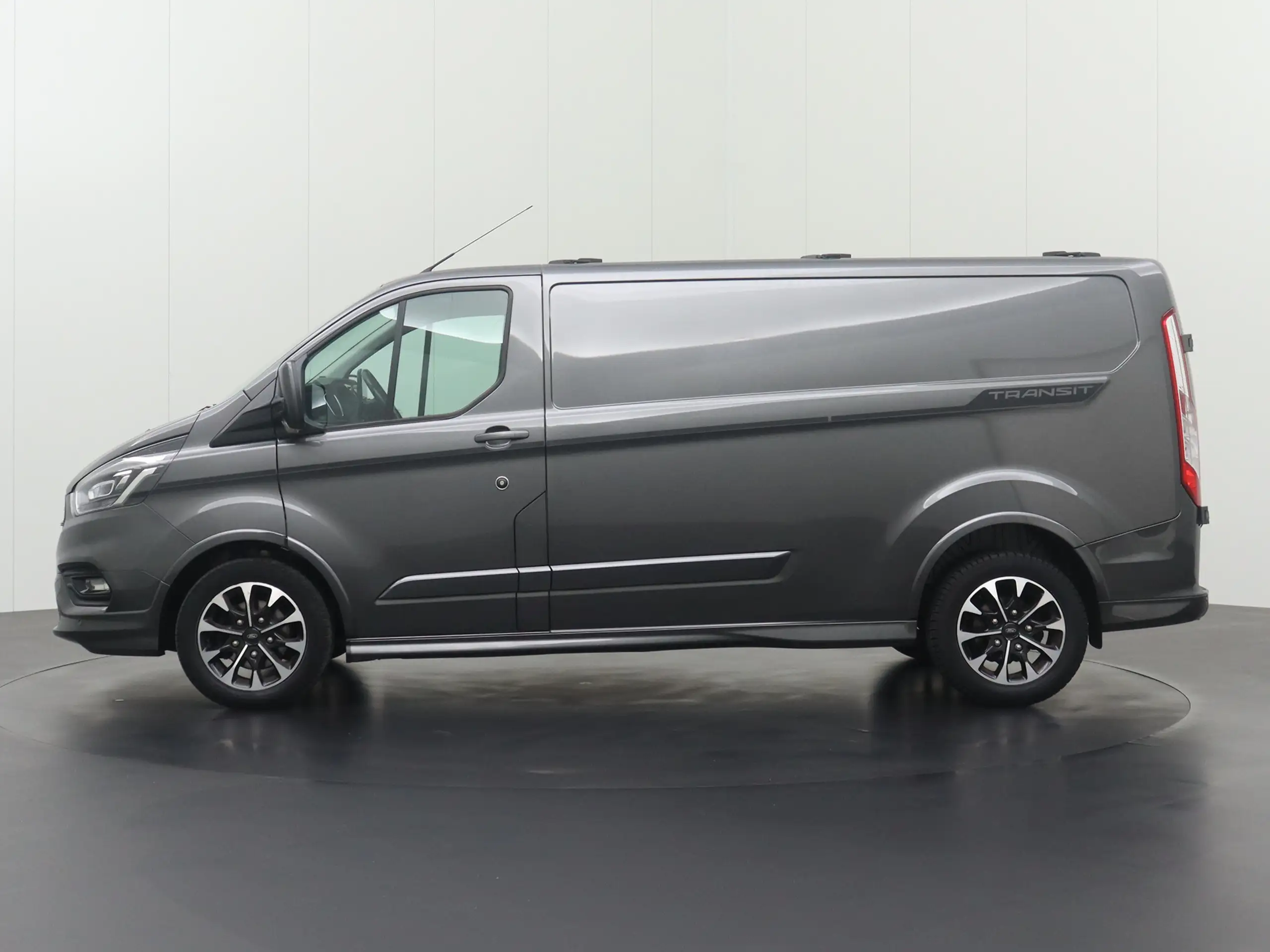 Ford - Transit Custom