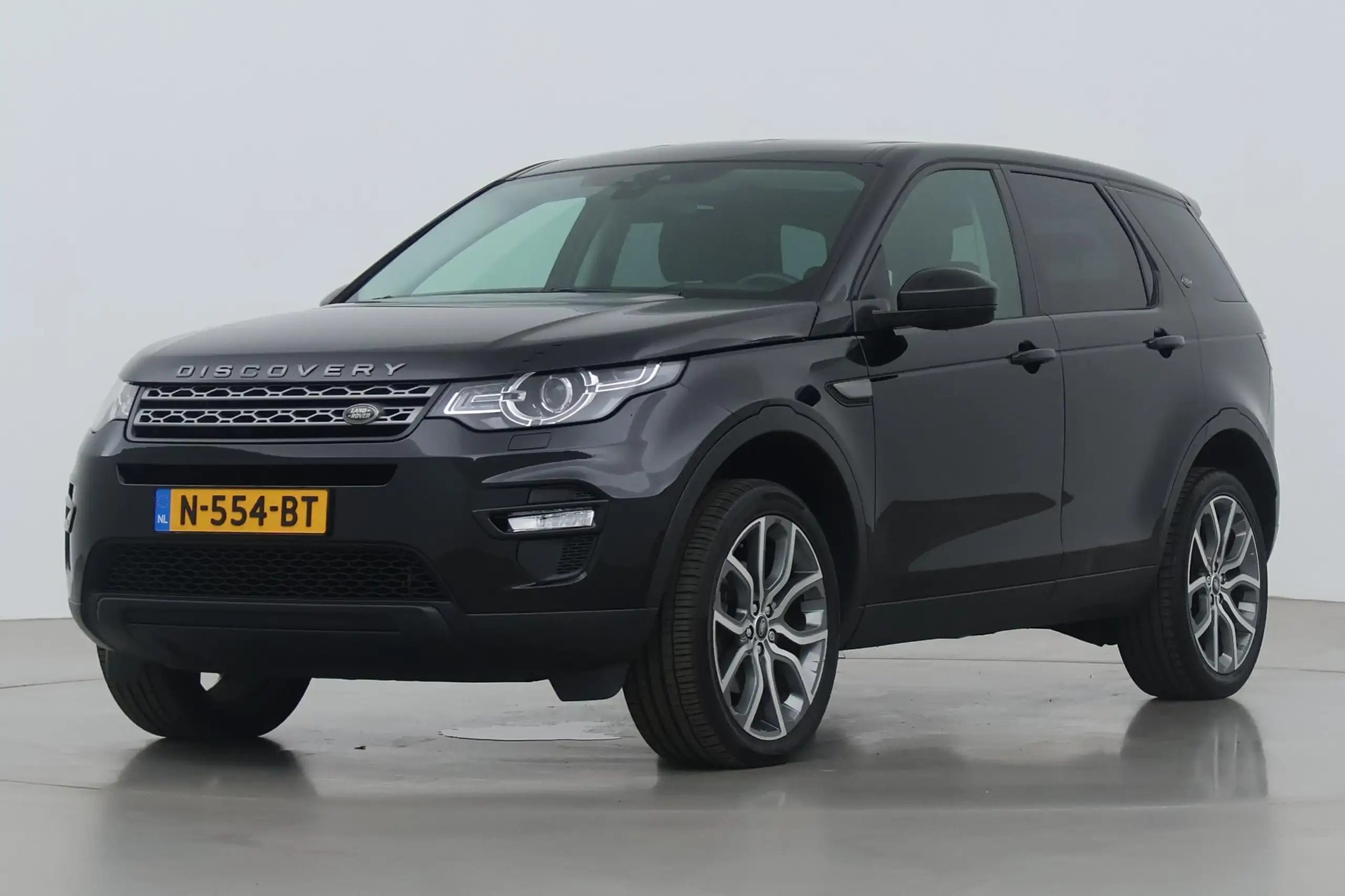 Land Rover - Discovery Sport