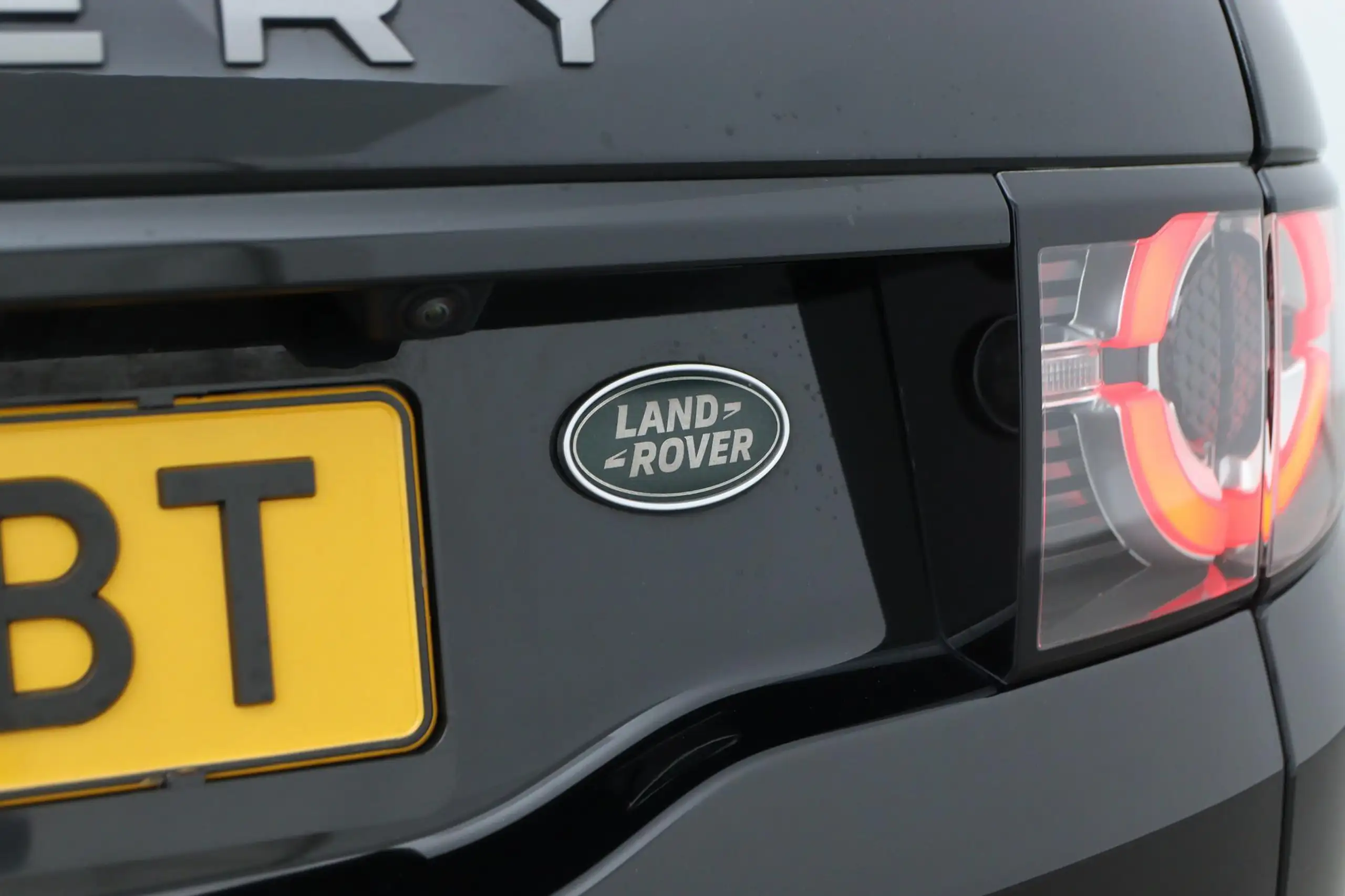 Land Rover - Discovery Sport