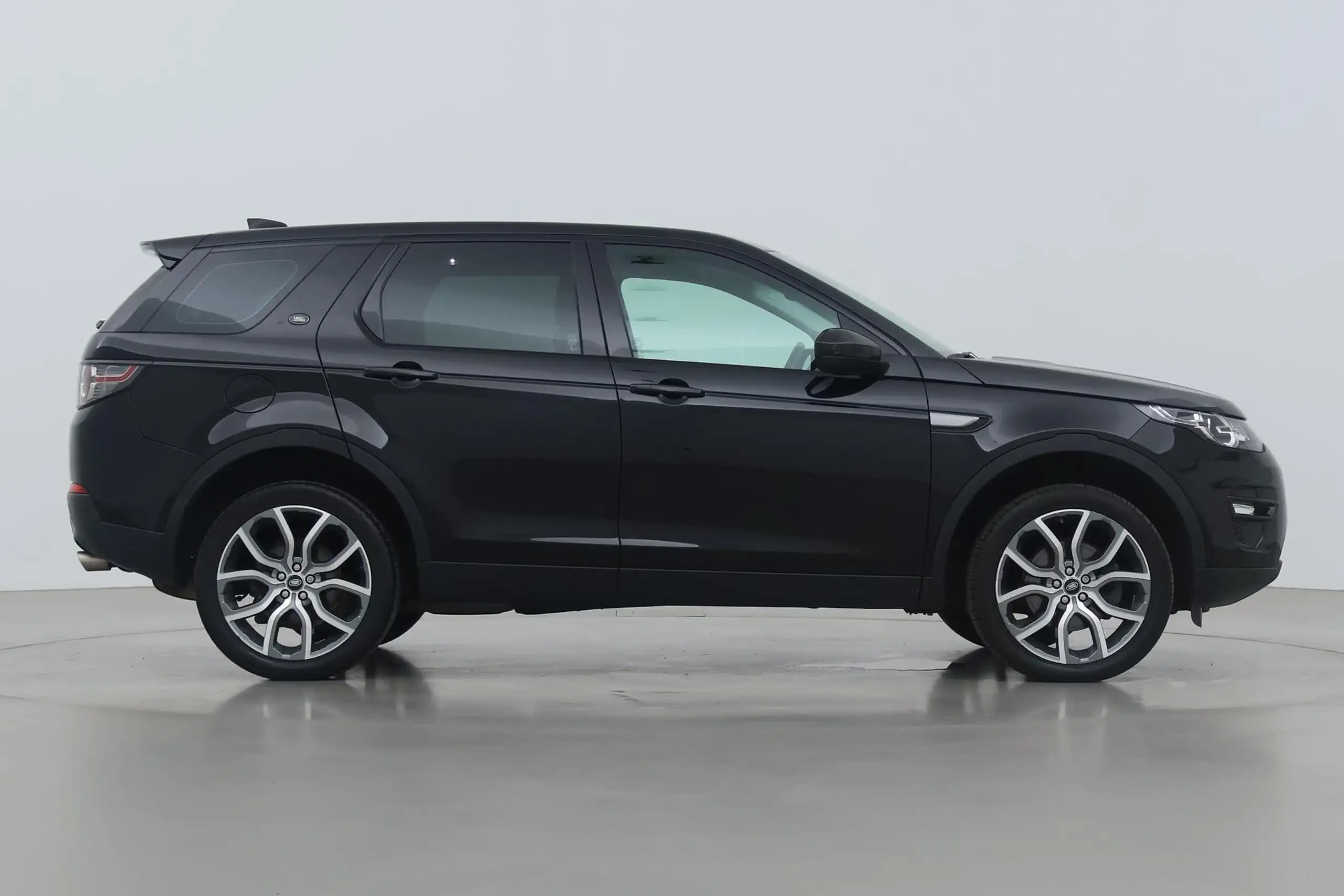 Land Rover - Discovery Sport