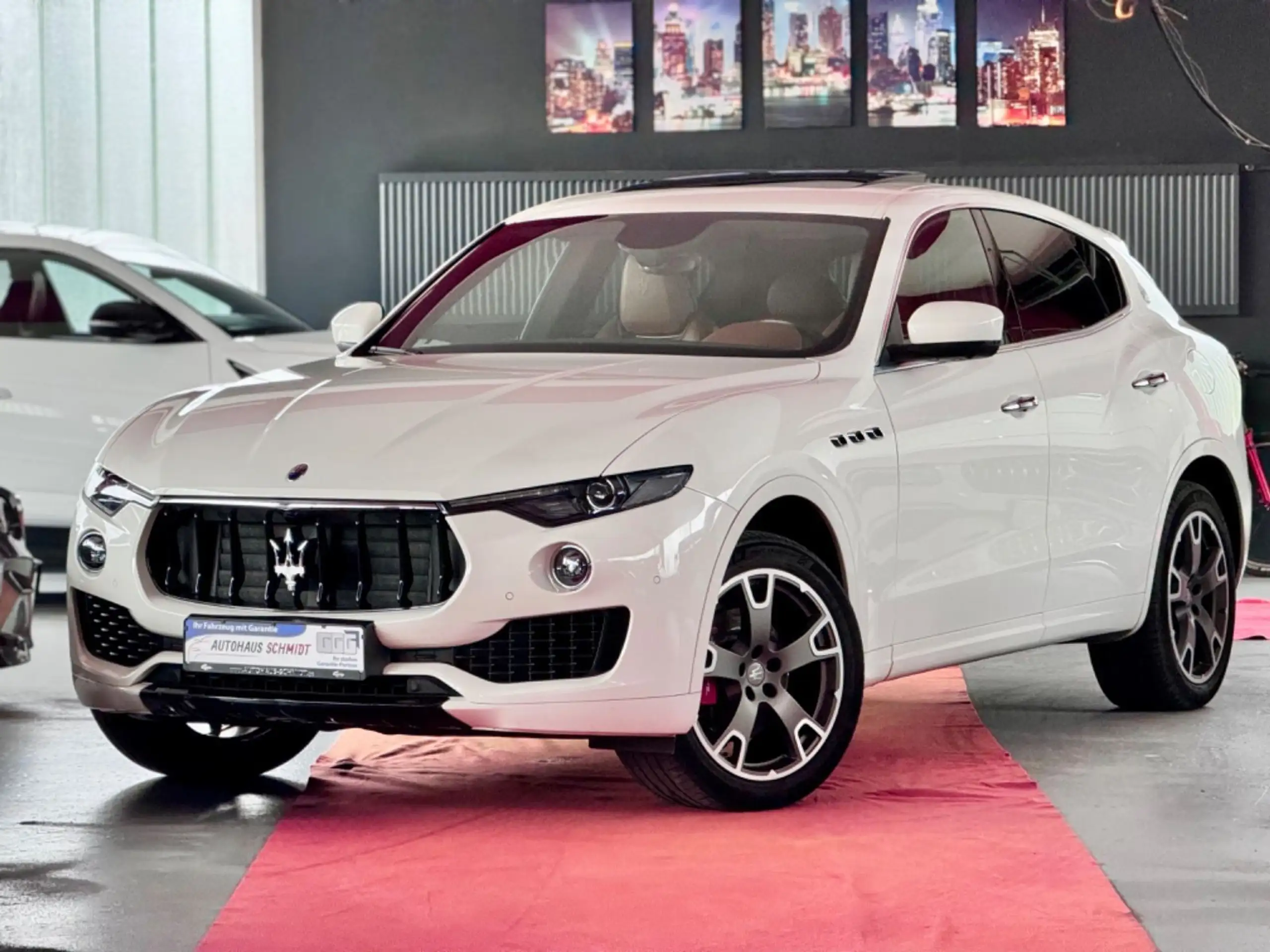 Maserati - Levante