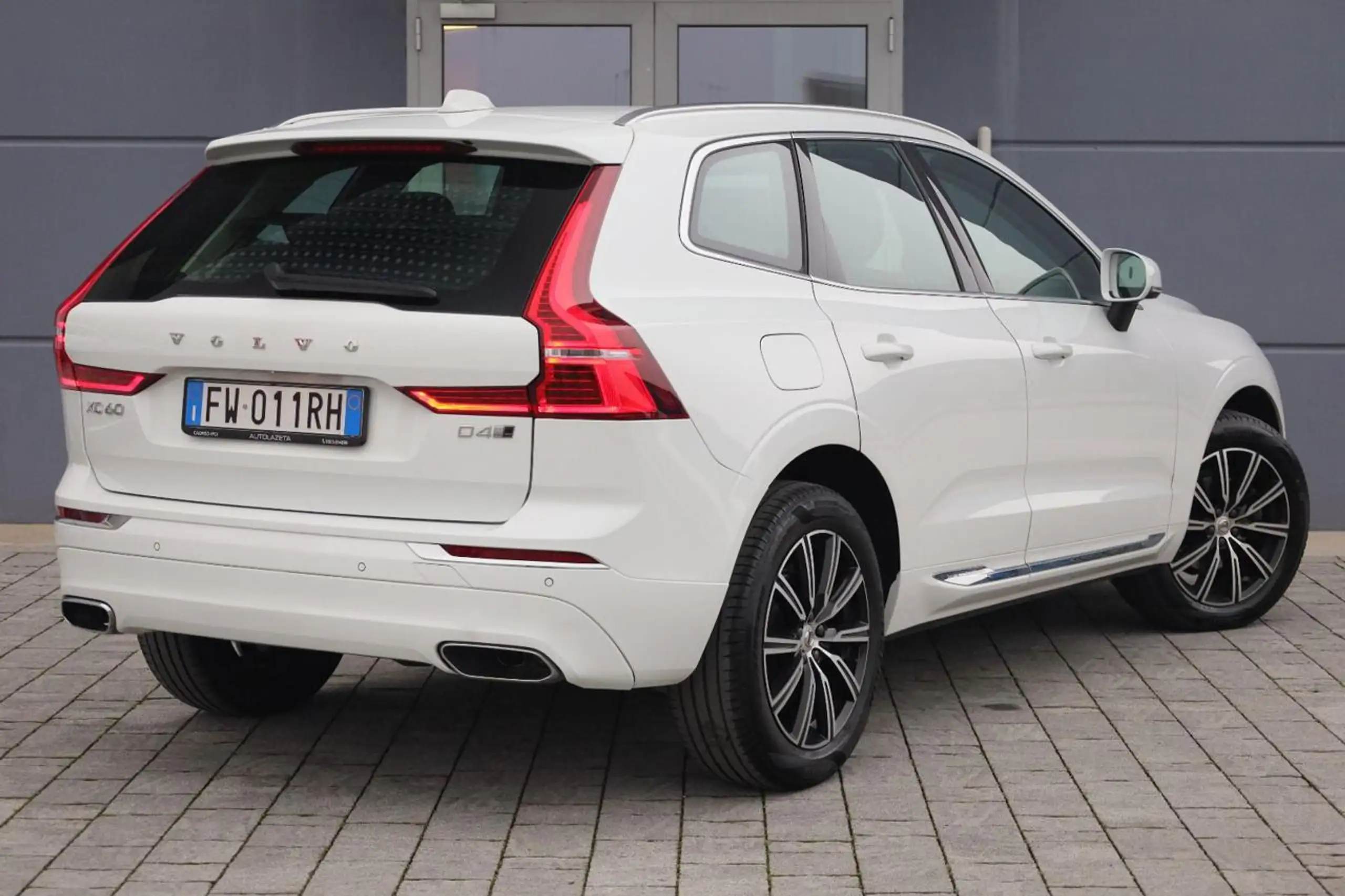 Volvo - XC60