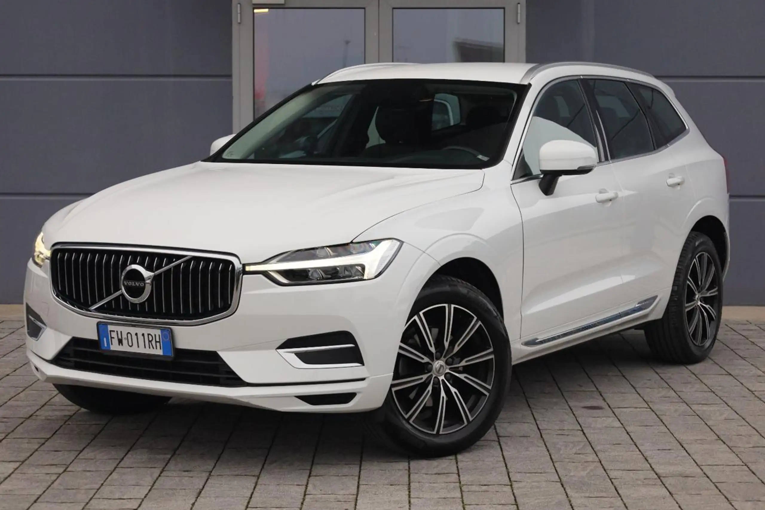 Volvo - XC60