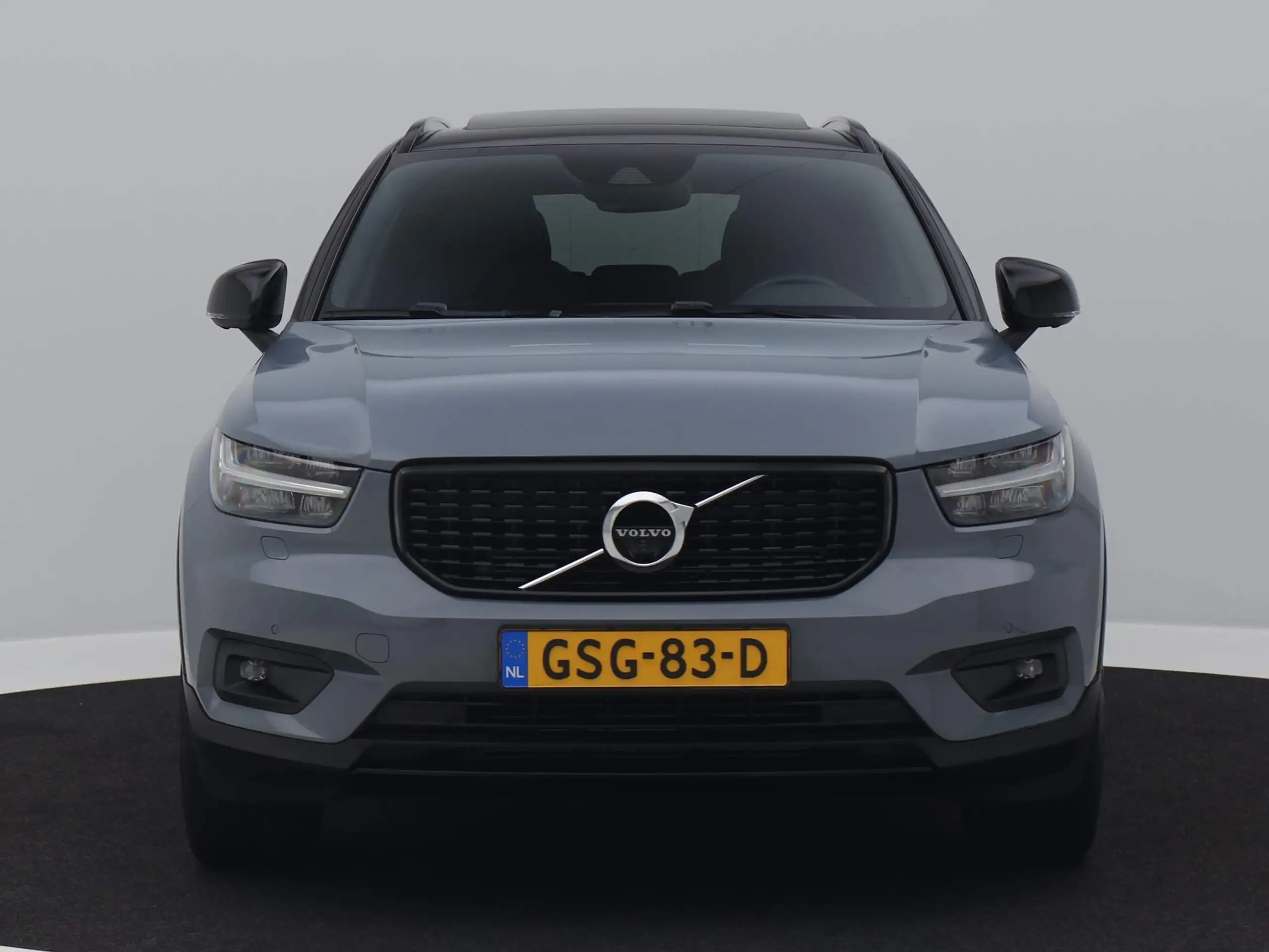 Volvo - XC40