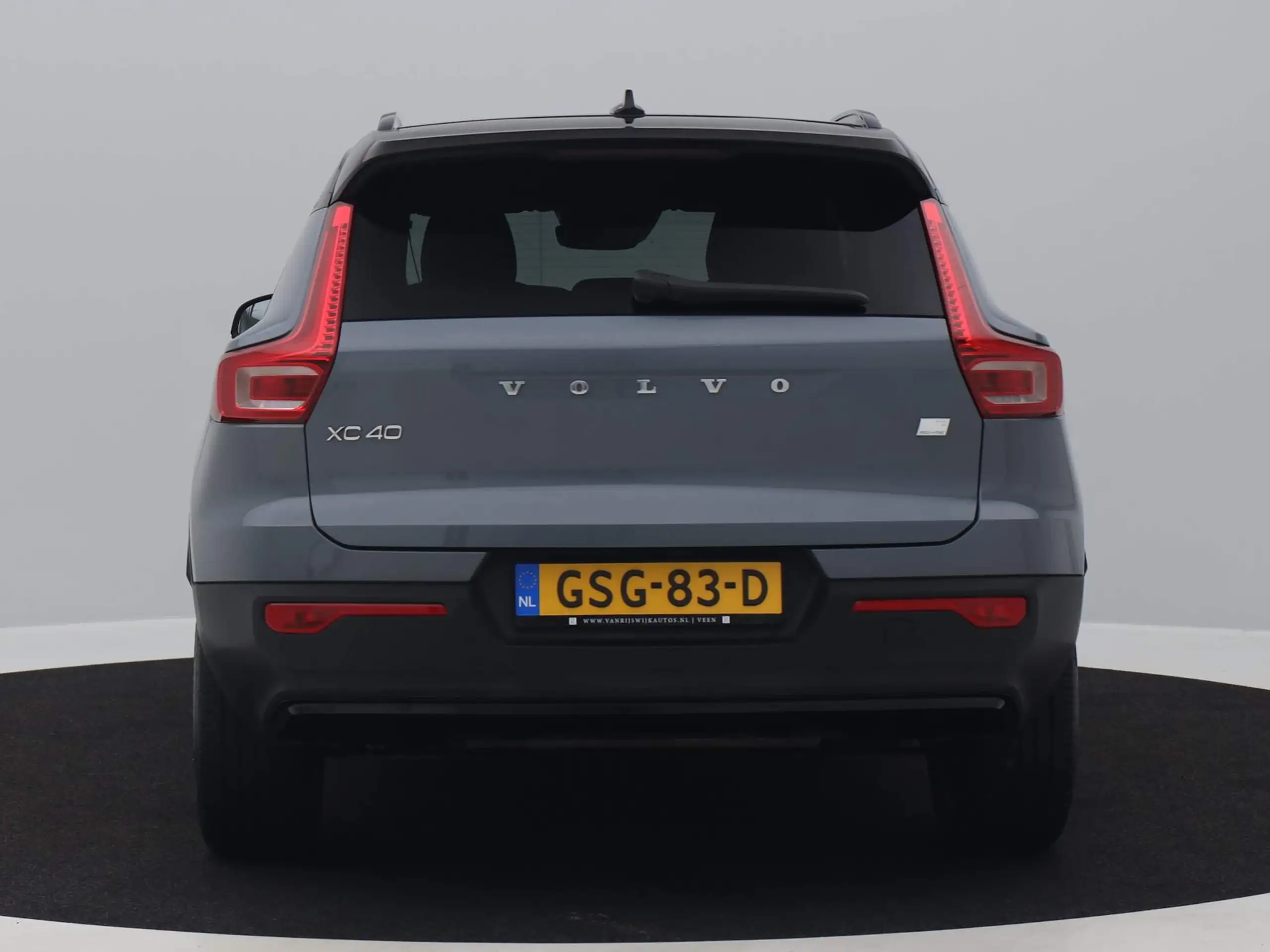 Volvo - XC40