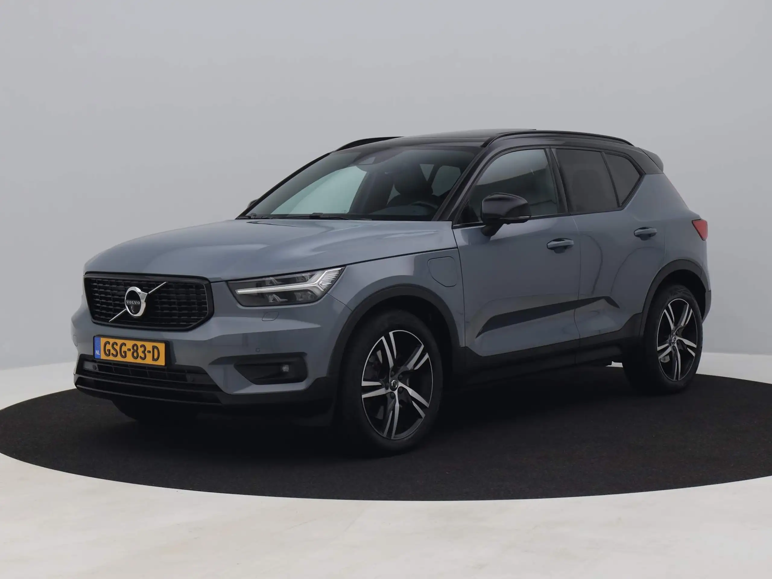 Volvo - XC40